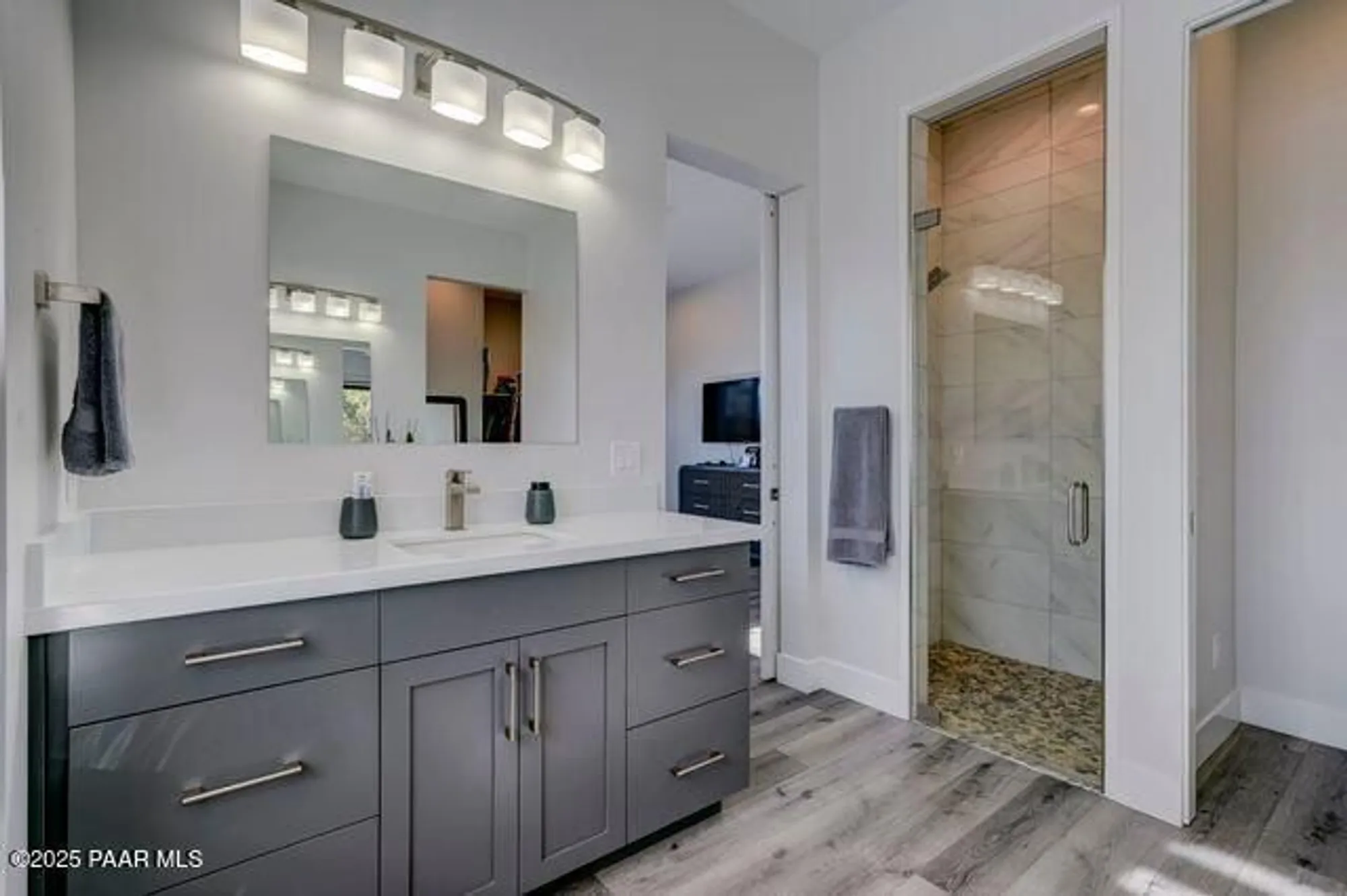 Property Slideshow image 16 of 39 | 4810 w three forks rd, Prescott, AZ, 86305