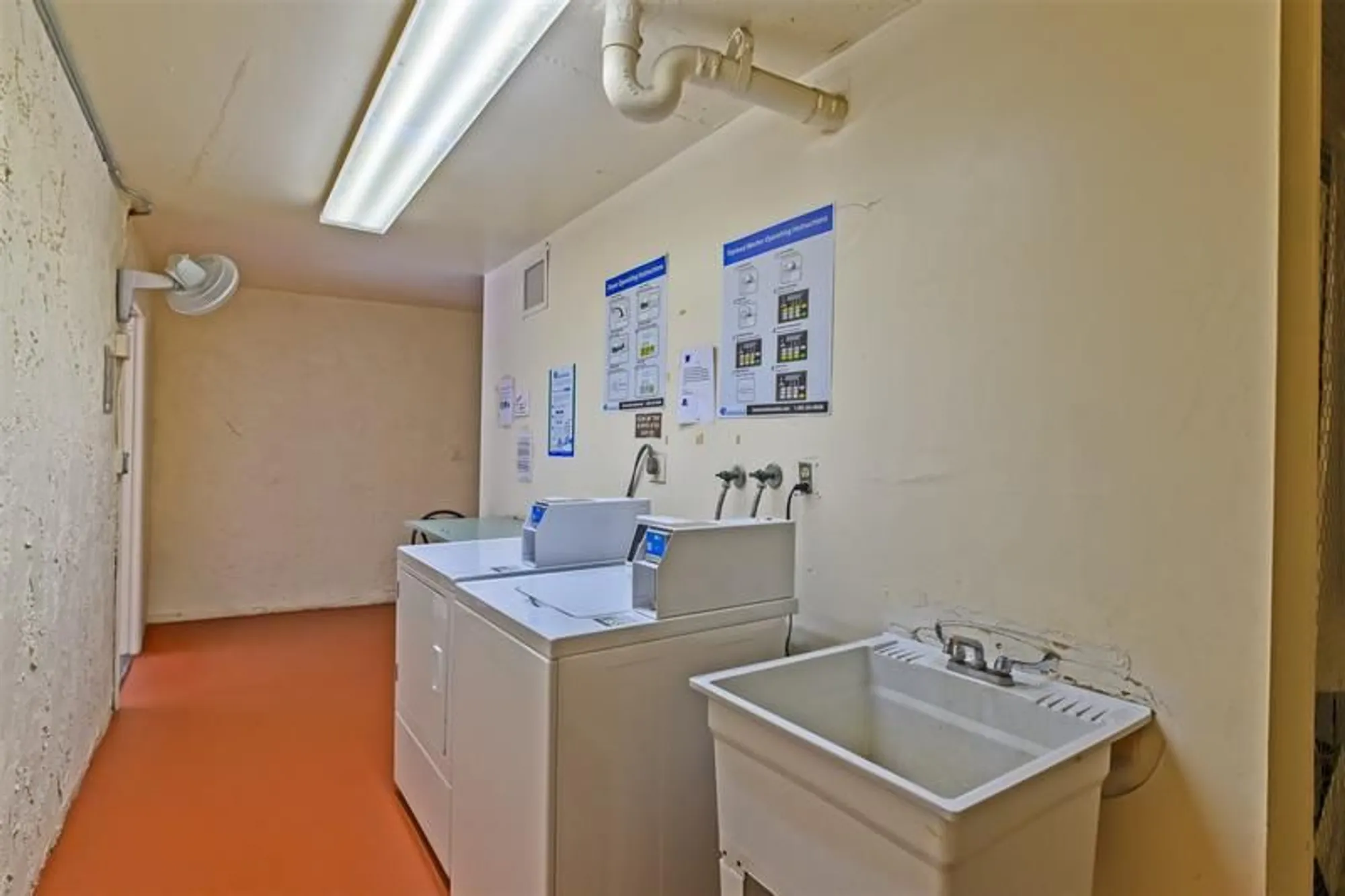 Property Slideshow image 33 of 51 | 9511 n hollybrook lake dr 207, Pembroke Pines, FL, 33025