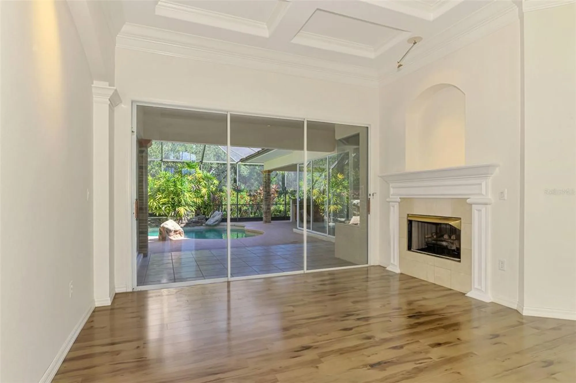 Property Slideshow image 11 of 79 | 4889 carrington cir, Sarasota, FL, 34243