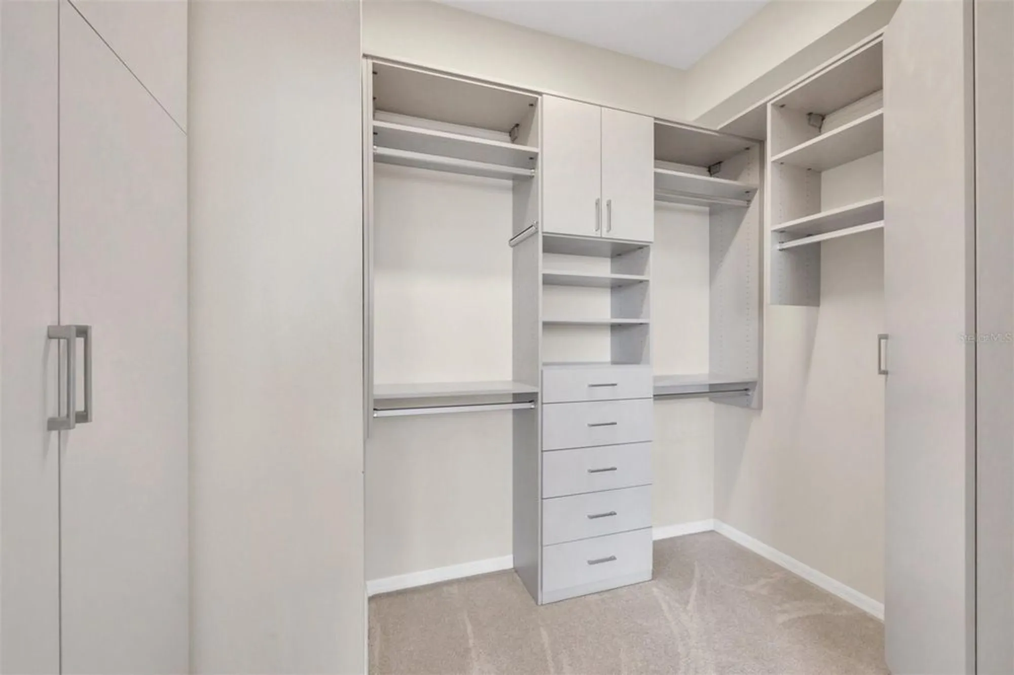 Property Slideshow image 32 of 66 | 1719 starling dr # 1719, Sarasota, FL, 34231