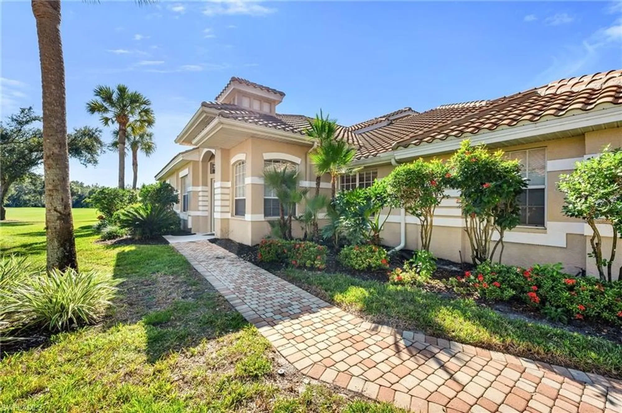 Property Slideshow image 1 of 29 | 25374 galashields cir, Bonita Springs, FL, 34134