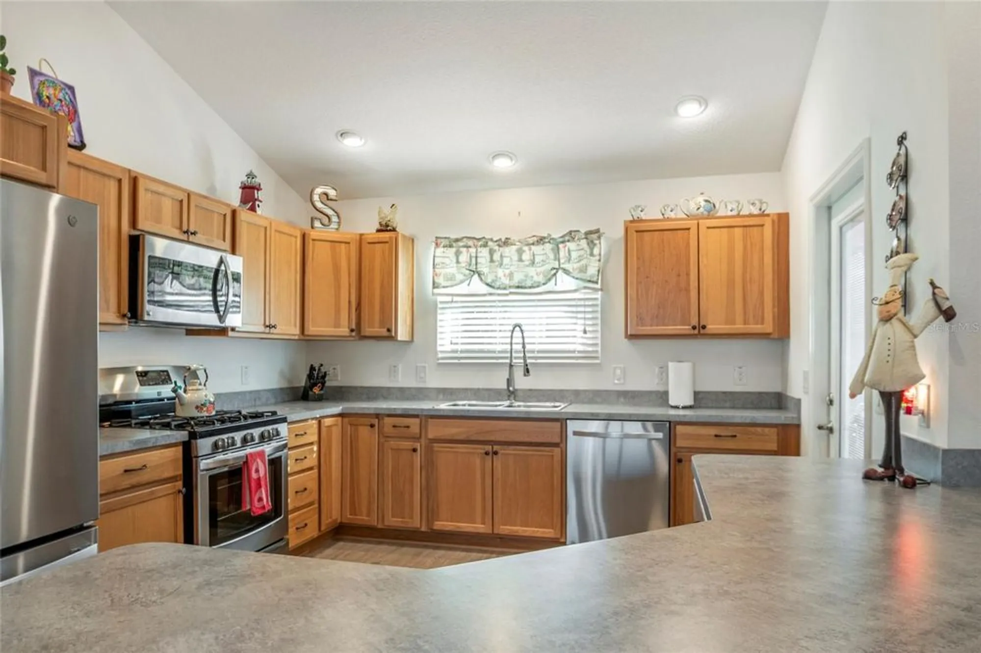 Property Slideshow image 18 of 52 | 3102 sweetgum st, The Villages, FL, 32163