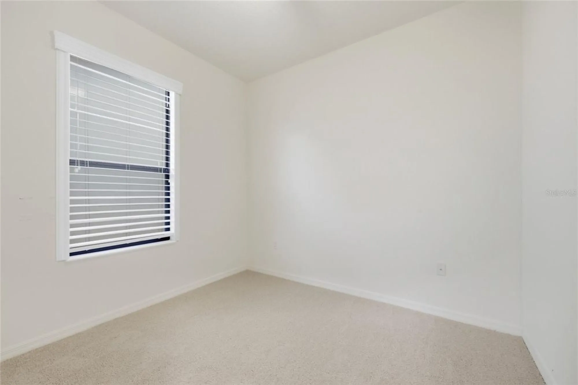 Property Slideshow image 17 of 50 | 1824 pelican hill way, Poinciana, FL, 34759