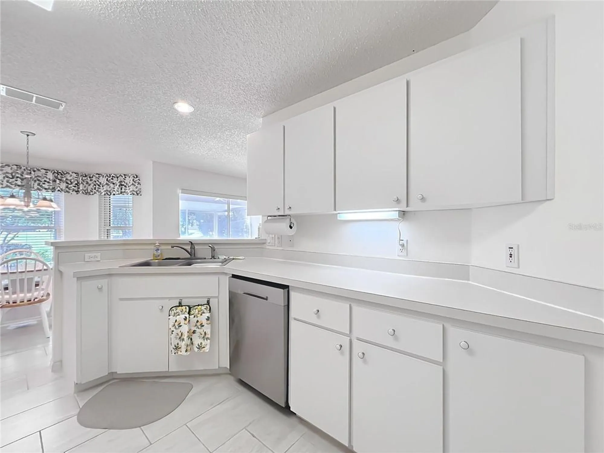 Property Slideshow image 6 of 31 | 9235 sw 96th court rd, Ocala, FL, 34481