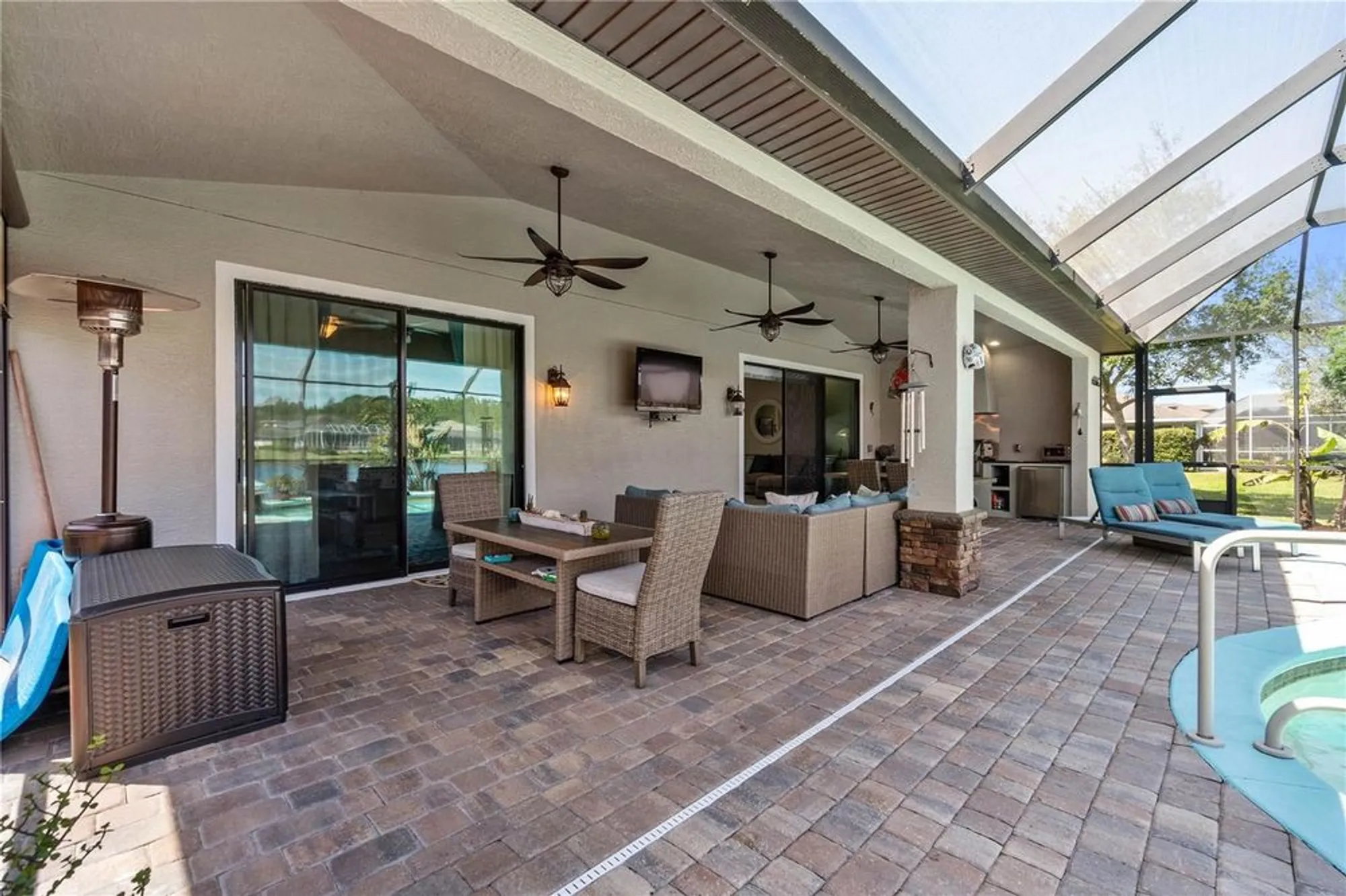 Property Slideshow image 32 of 51 | 642 elk river dr, Ormond Beach, FL, 32174