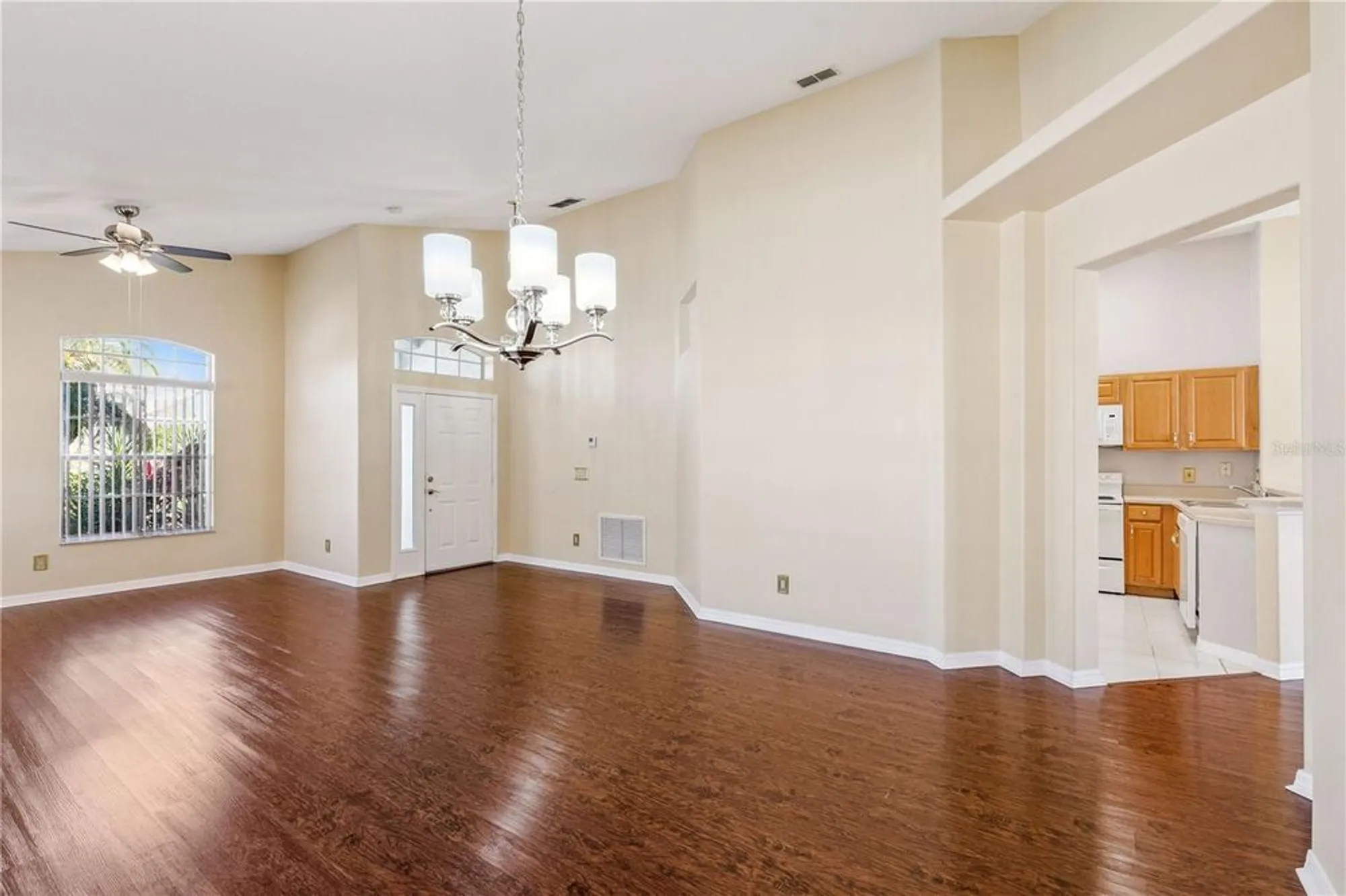 Property Slideshow image 5 of 63 | 29 high vista dr, Davenport, FL, 33837