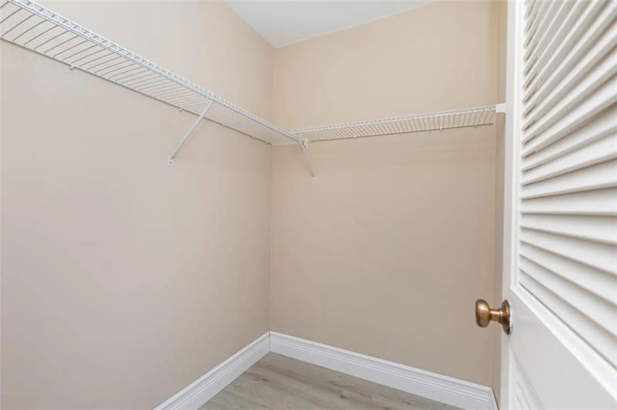 Property Slideshow image 12 of 23 | 10821 greentrail dr, Boynton Beach, FL, 33436