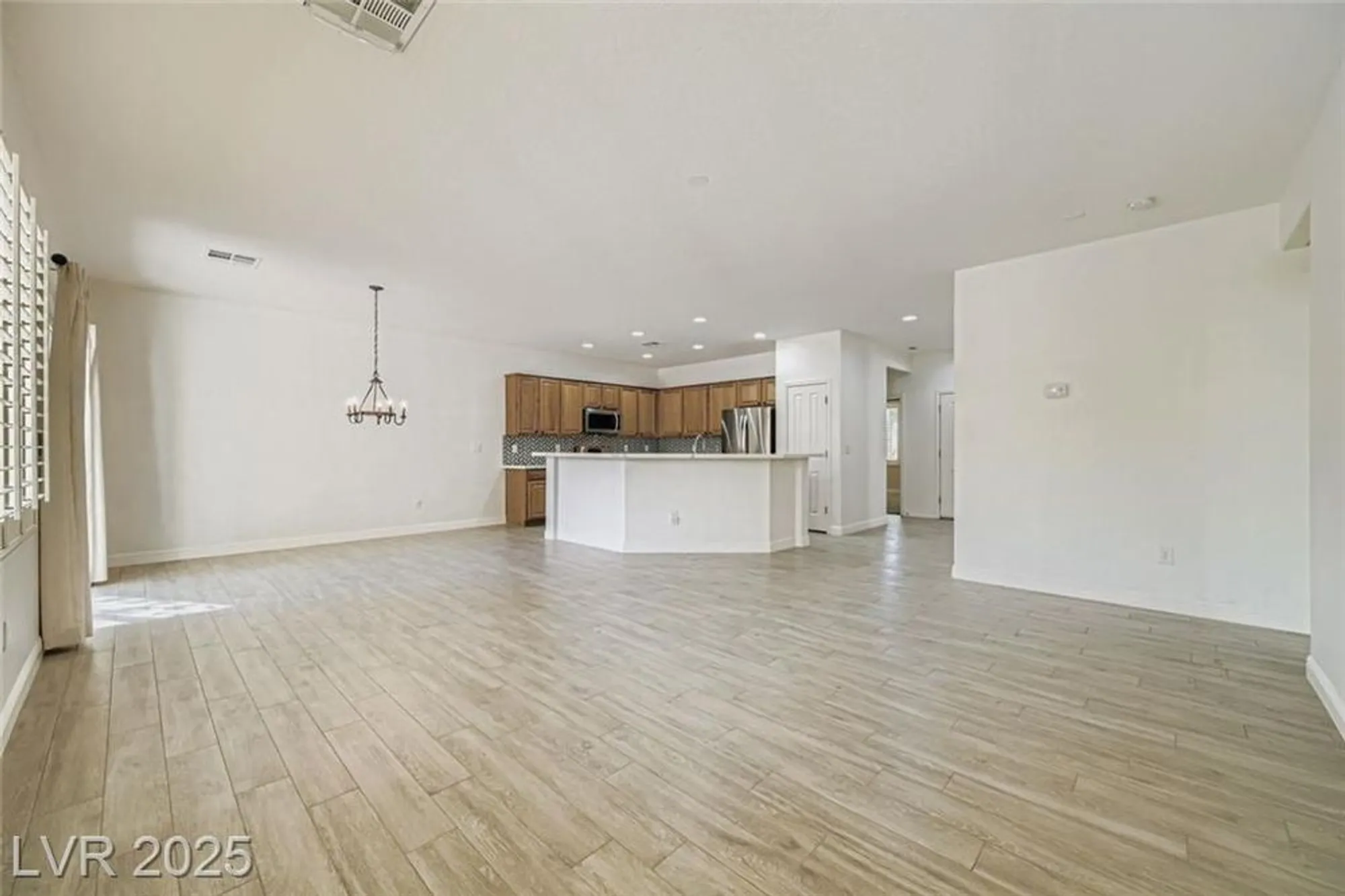 Property Slideshow image 10 of 35 | 2559 moonlight valley ave, Henderson, NV, 89044