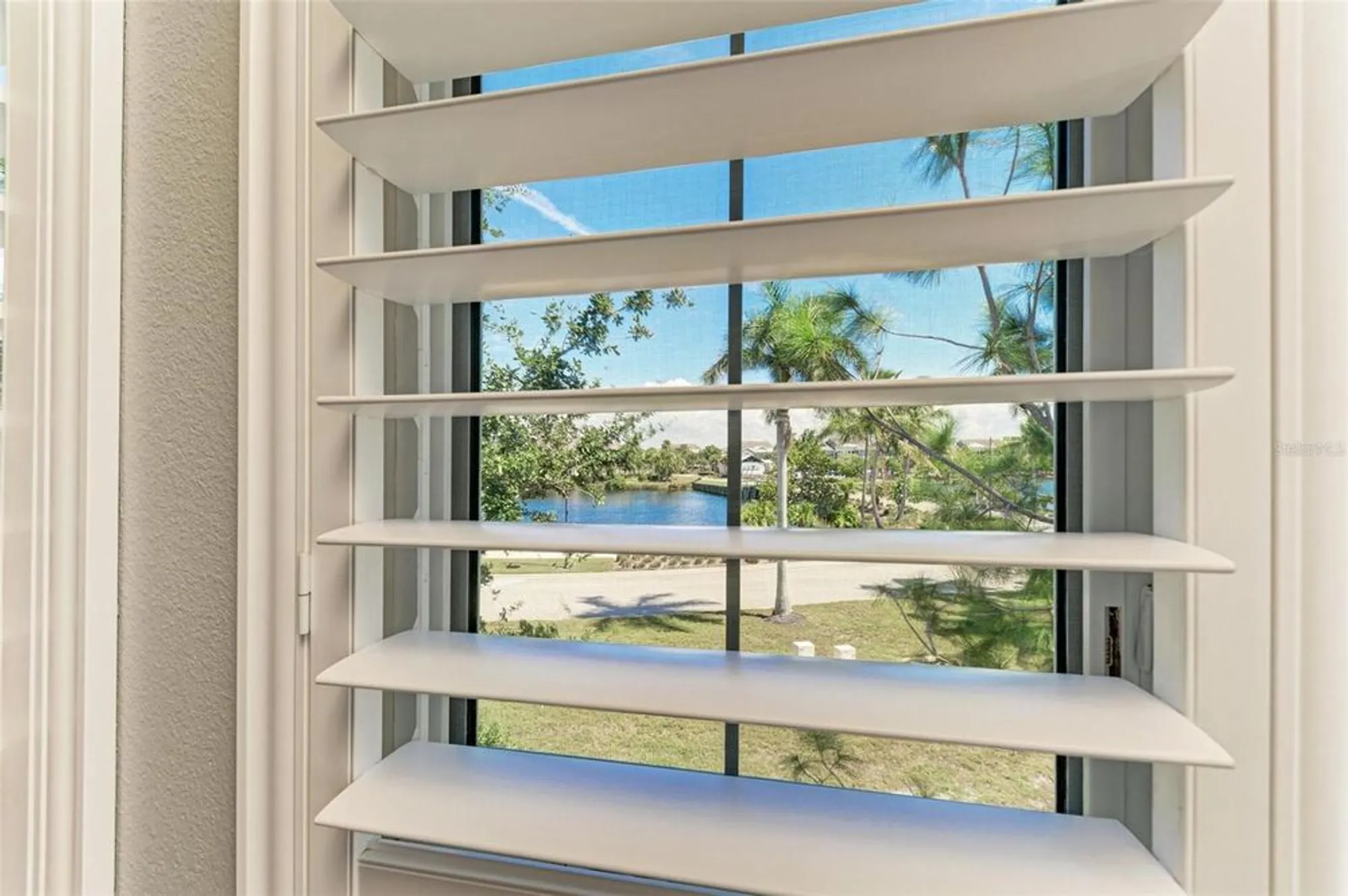 Property Slideshow image 27 of 97 | 367 compass point dr 201, Bradenton, FL, 34209