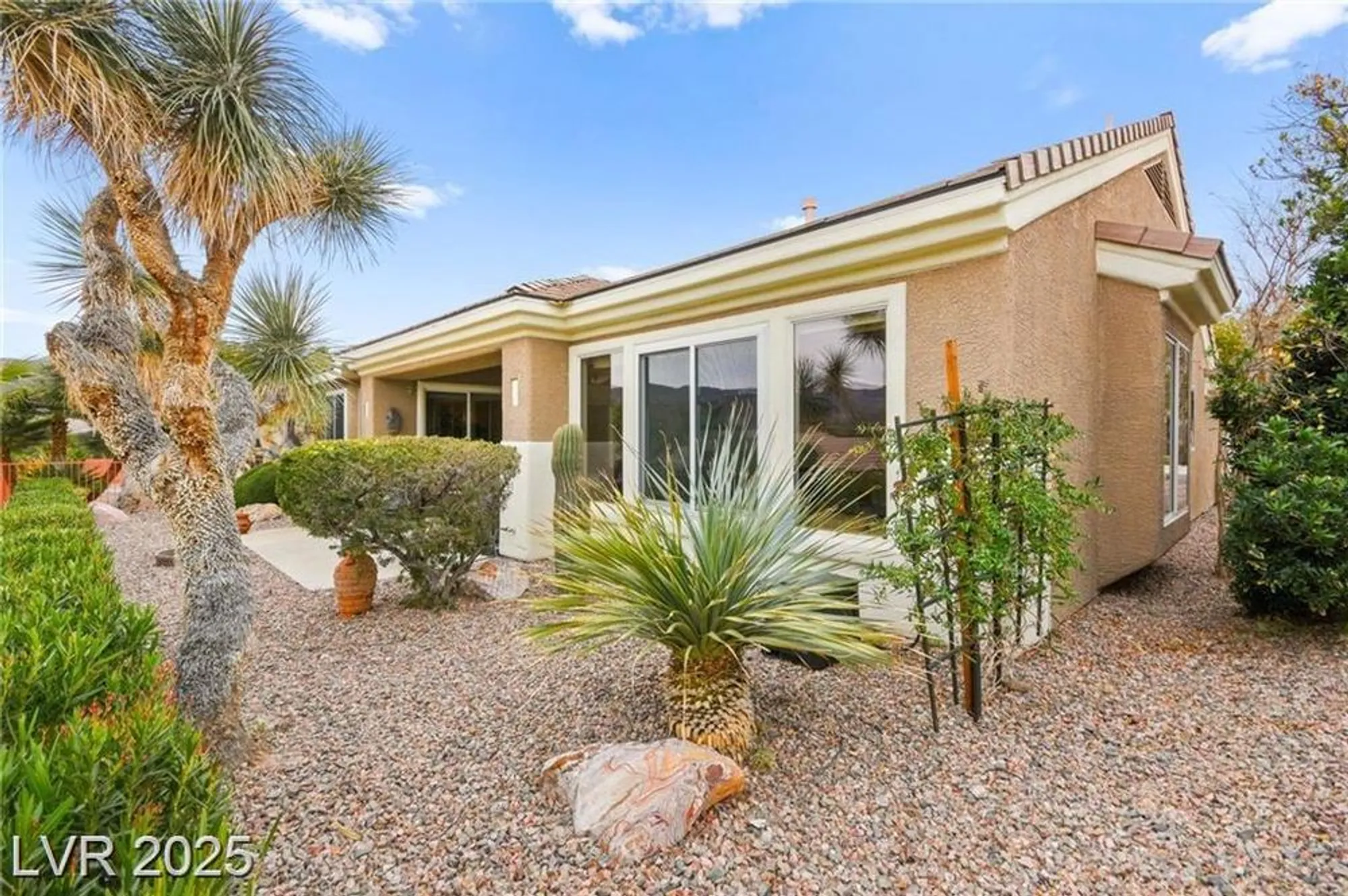 Property Slideshow image 42 of 71 | 482 bonnie brook pl, Henderson, NV, 89012