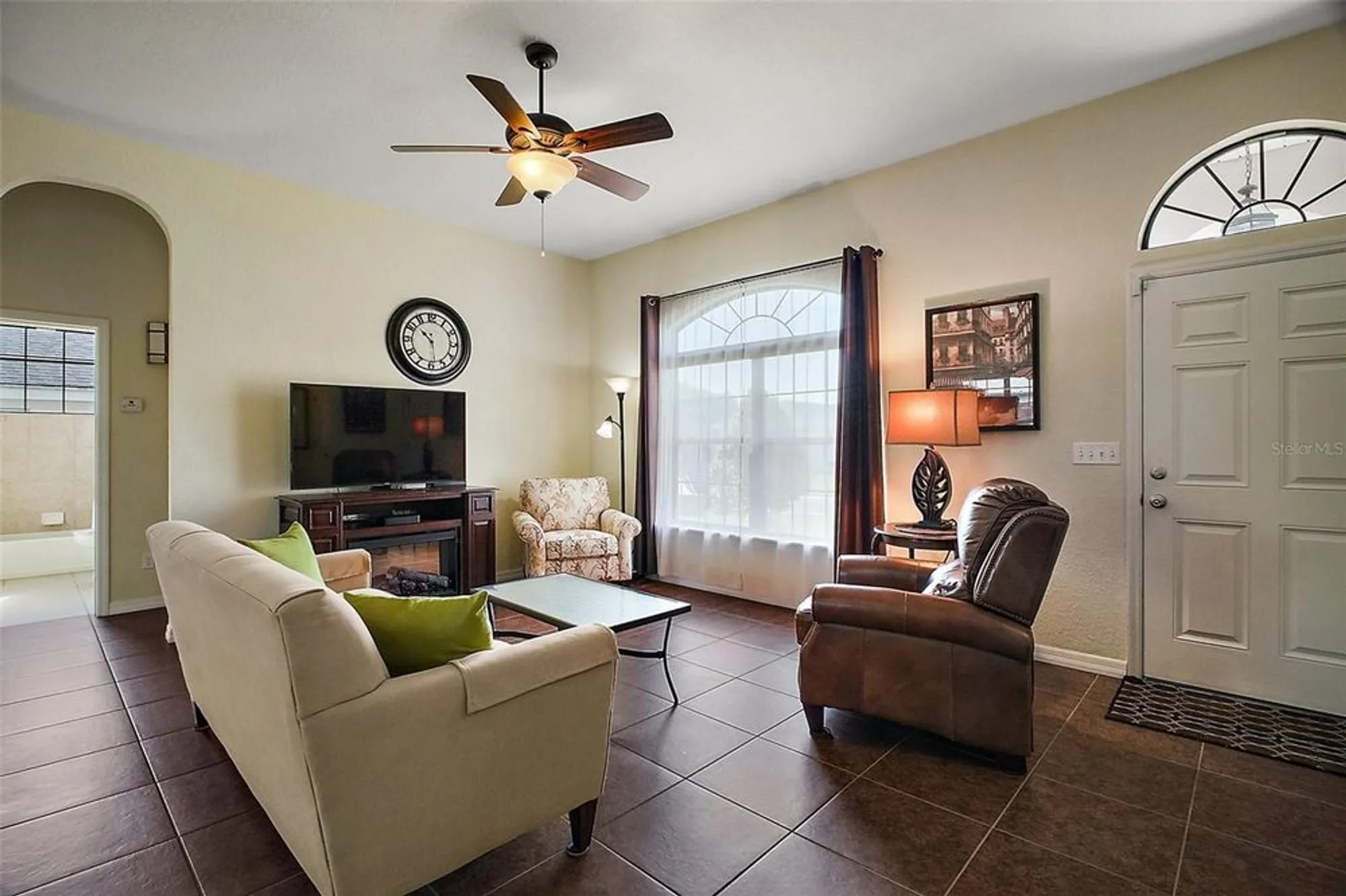 Property Slideshow image 3 of 25 | 11041 se 169th pl, Summerfield, FL, 34491