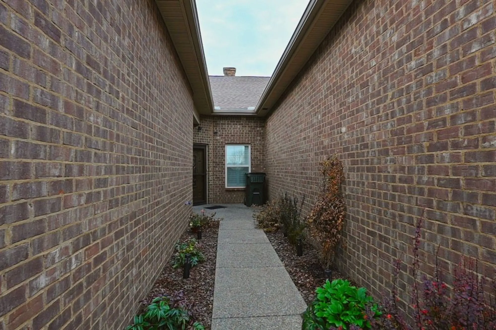 Property Slideshow image 5 of 38 | 116 bellingdon dr, Gallatin, TN, 37066