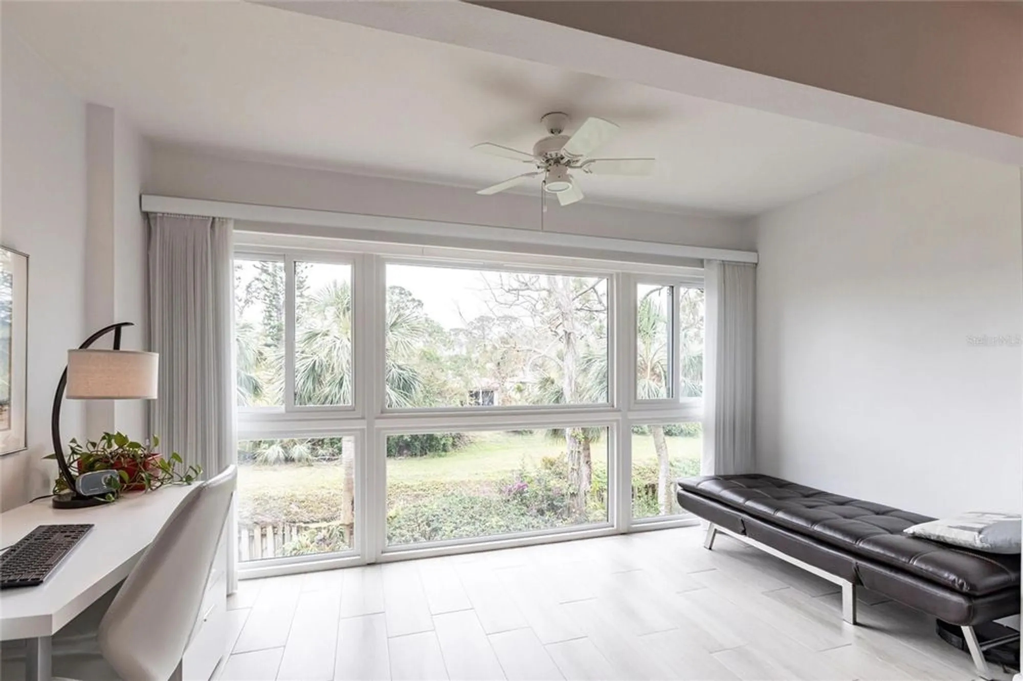 Property Slideshow image 11 of 29 | 7151 wood creek dr 205, Sarasota, FL, 34231