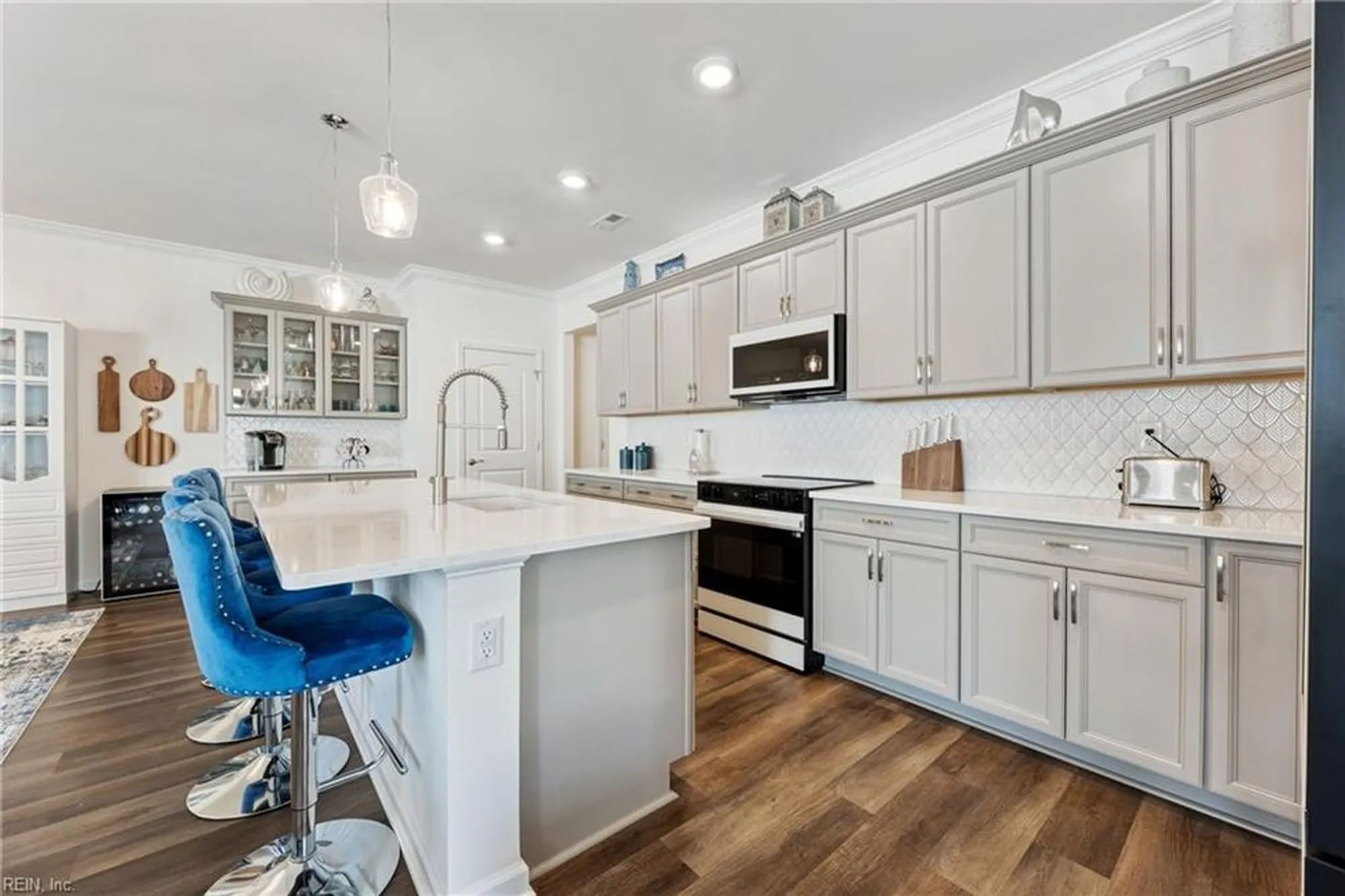 Property Slideshow image 24 of 47 | 204 cathedral st, Smithfield, VA, 23430