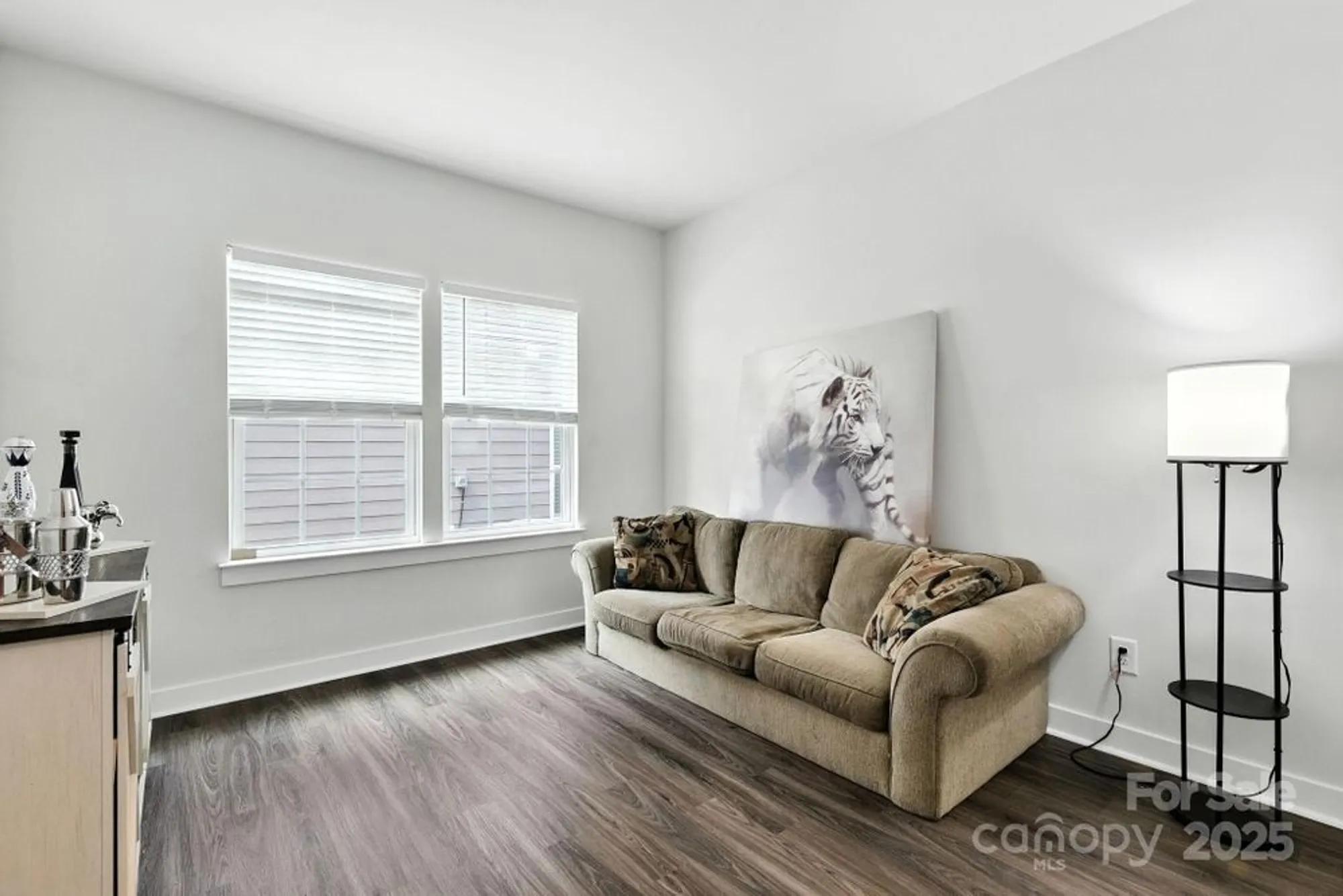 Property Slideshow image 18 of 32 | 5112 larewood dr, Charlotte, NC, 28215