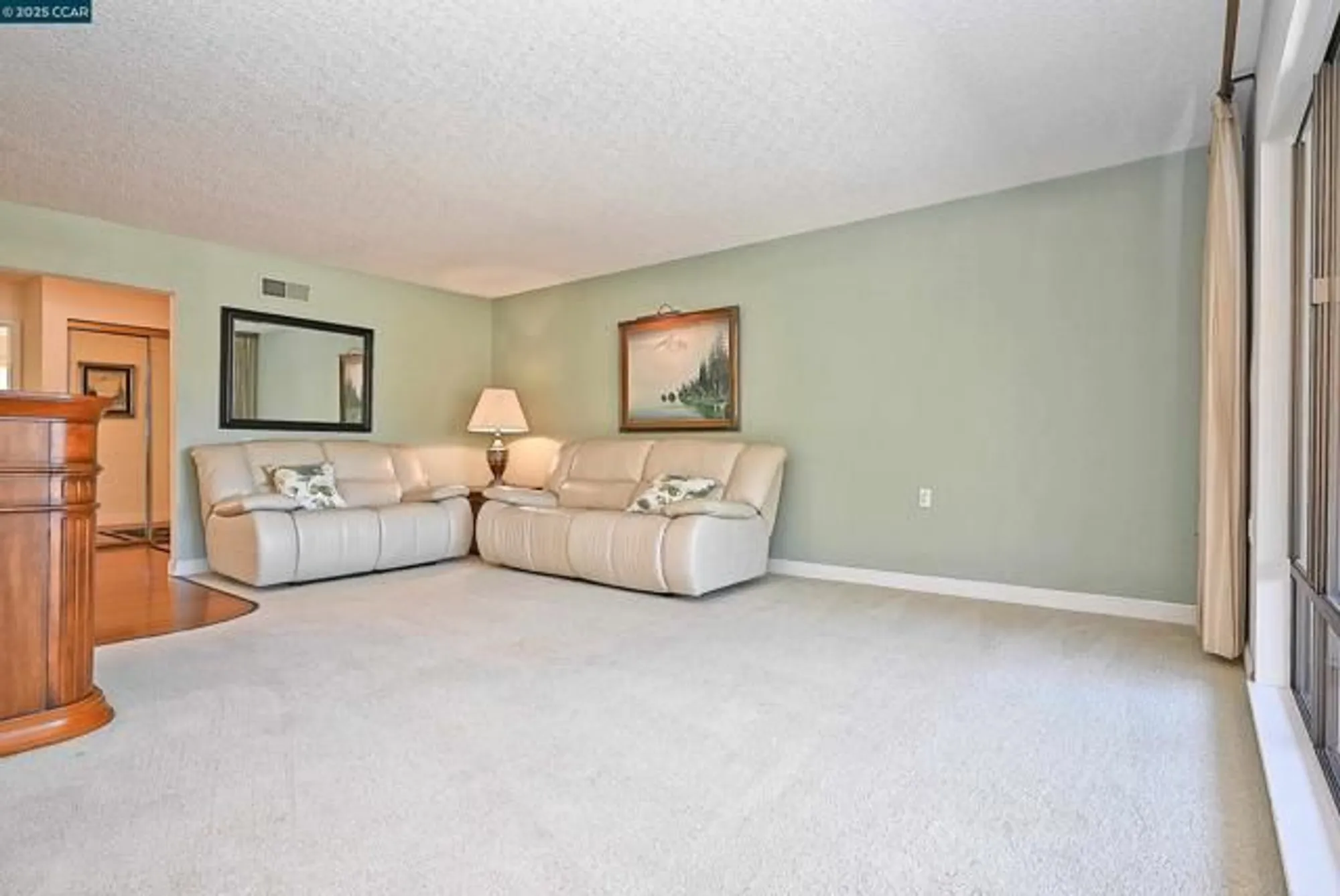 Property Slideshow image 5 of 36 | 1361 singingwood ct 7, Walnut Creek, CA, 94595
