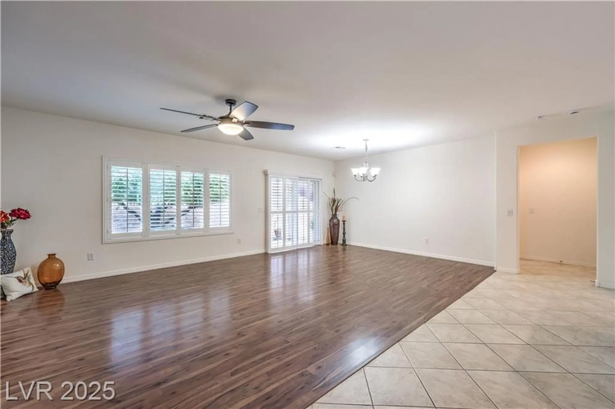 Property Slideshow image 4 of 40 | 2317 shorewood hills ave, Henderson, NV, 89052