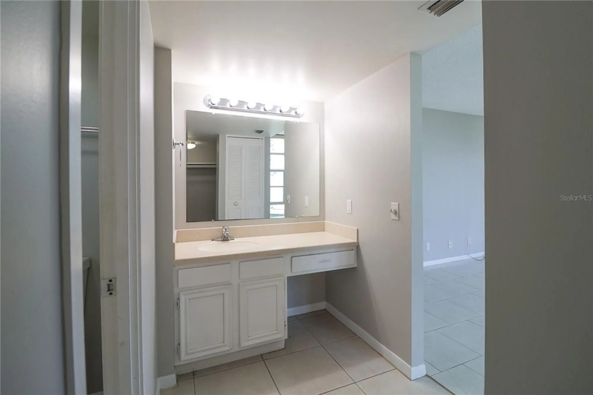 Property Slideshow image 23 of 28 | 7400 sun island dr 501, South Pasadena, FL, 33707