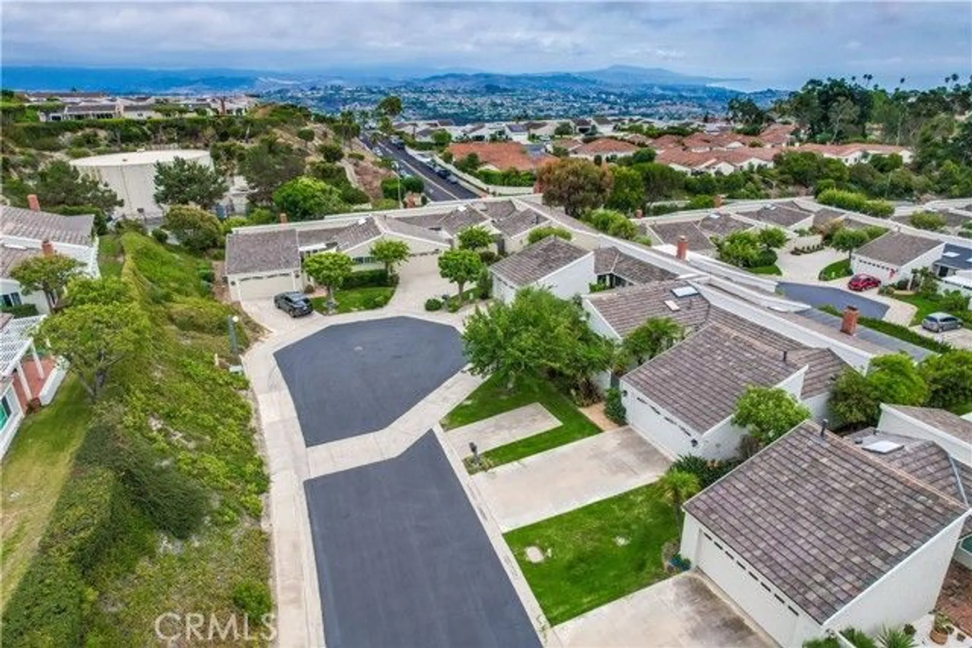 Property Slideshow image 3 of 53 | 22876 montalvo rd, Laguna Niguel, CA, 92677