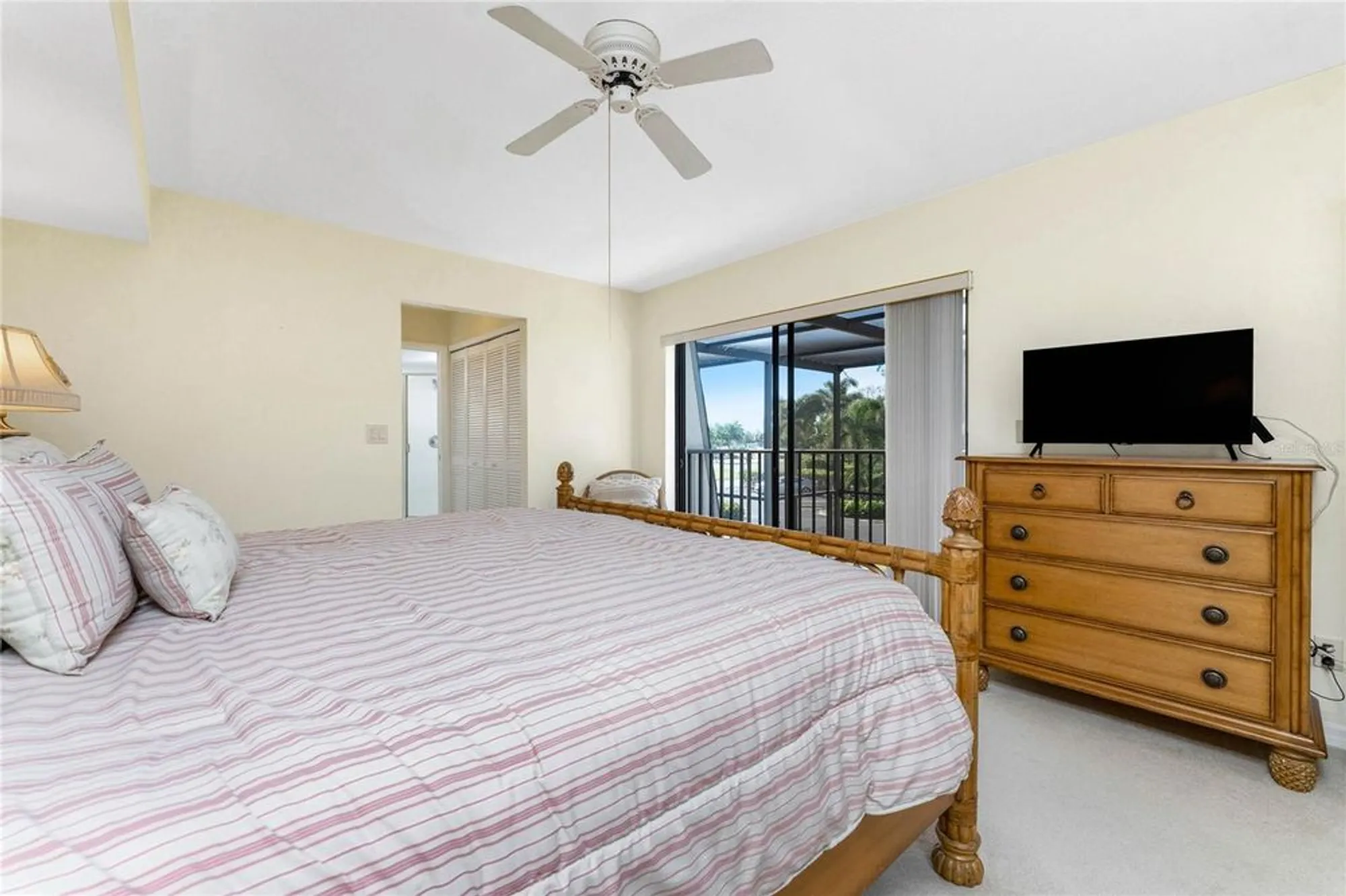 Property Slideshow image 26 of 42 | 3021 matecumbe key rd apt 4, Punta Gorda, FL, 33955