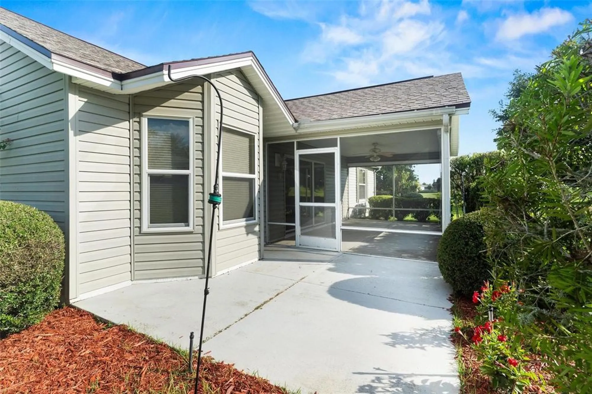 Property Slideshow image 35 of 44 | 471 gaskin ln, The Villages, FL, 32162