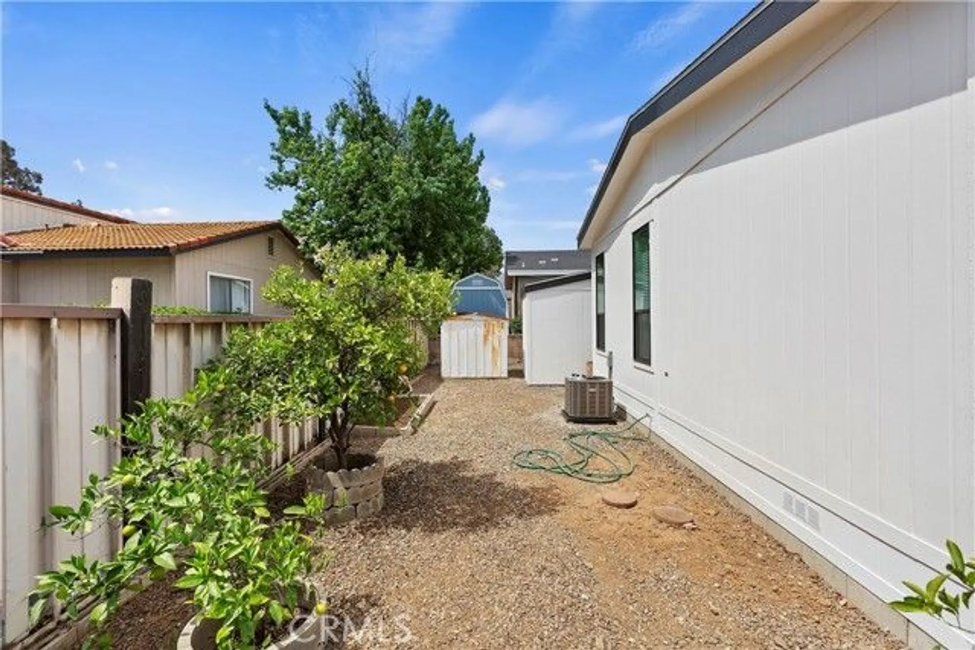 Property Slideshow image 12 of 38 | 991 norwich way, Corona, CA, 92882