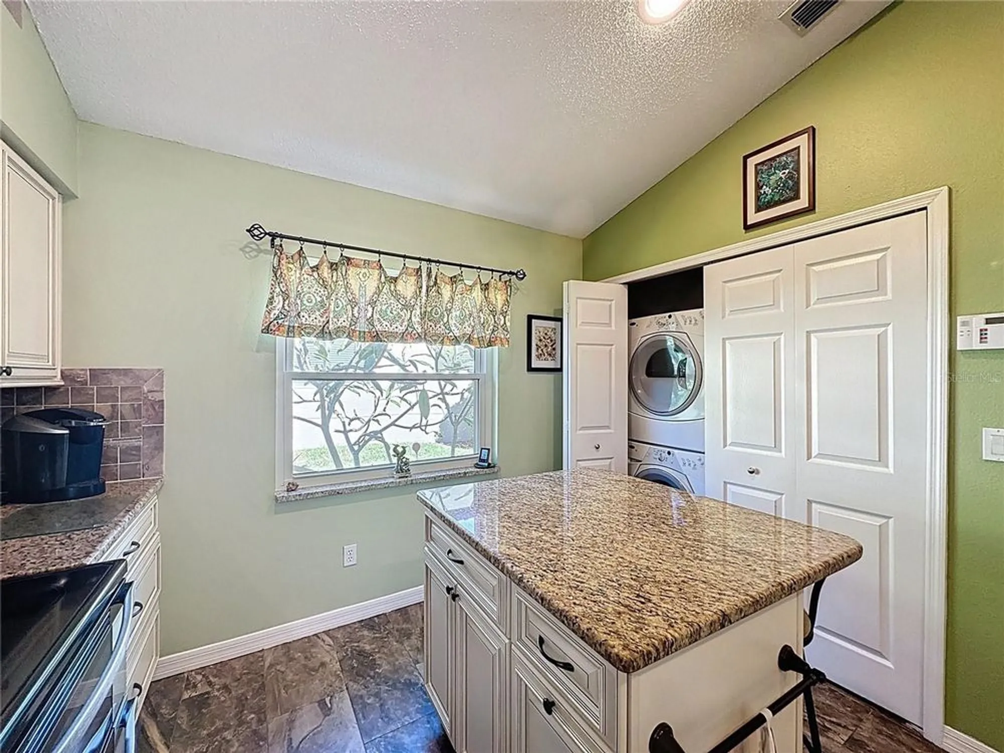Property Slideshow image 25 of 78 | 3906 doune way, Clermont, FL, 34711