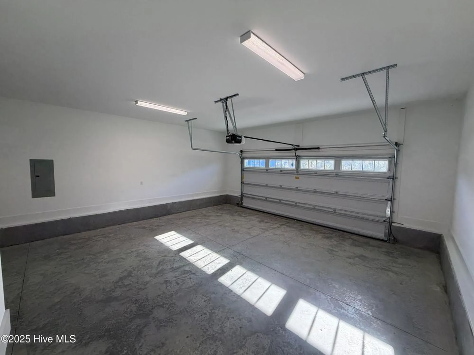 Property Slideshow image 33 of 70 | 7354 foxbriar dr, Leland, NC, 28451