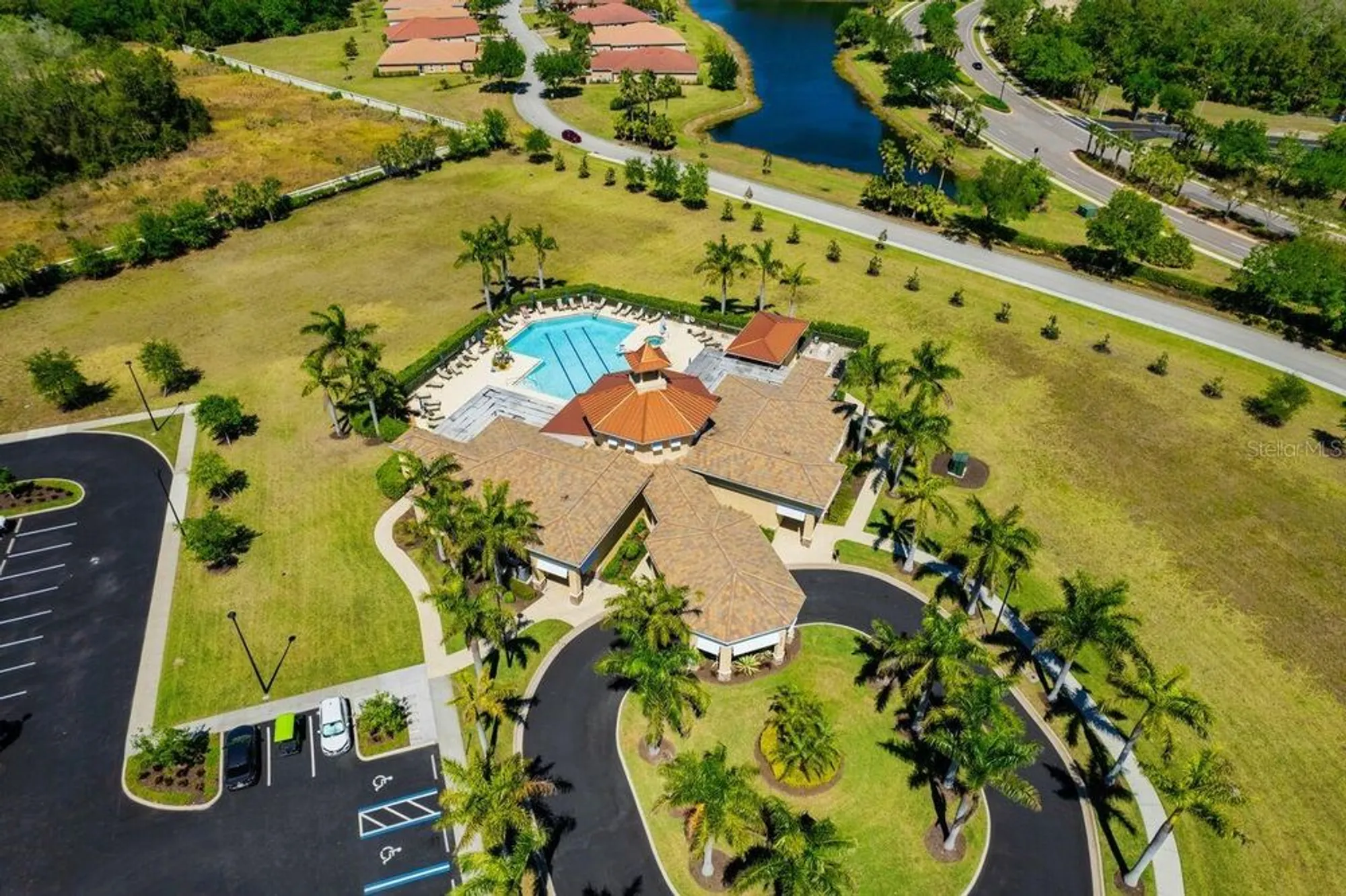 Property Slideshow image 33 of 35 | 2130 summersweet dr, Alva, FL, 33920