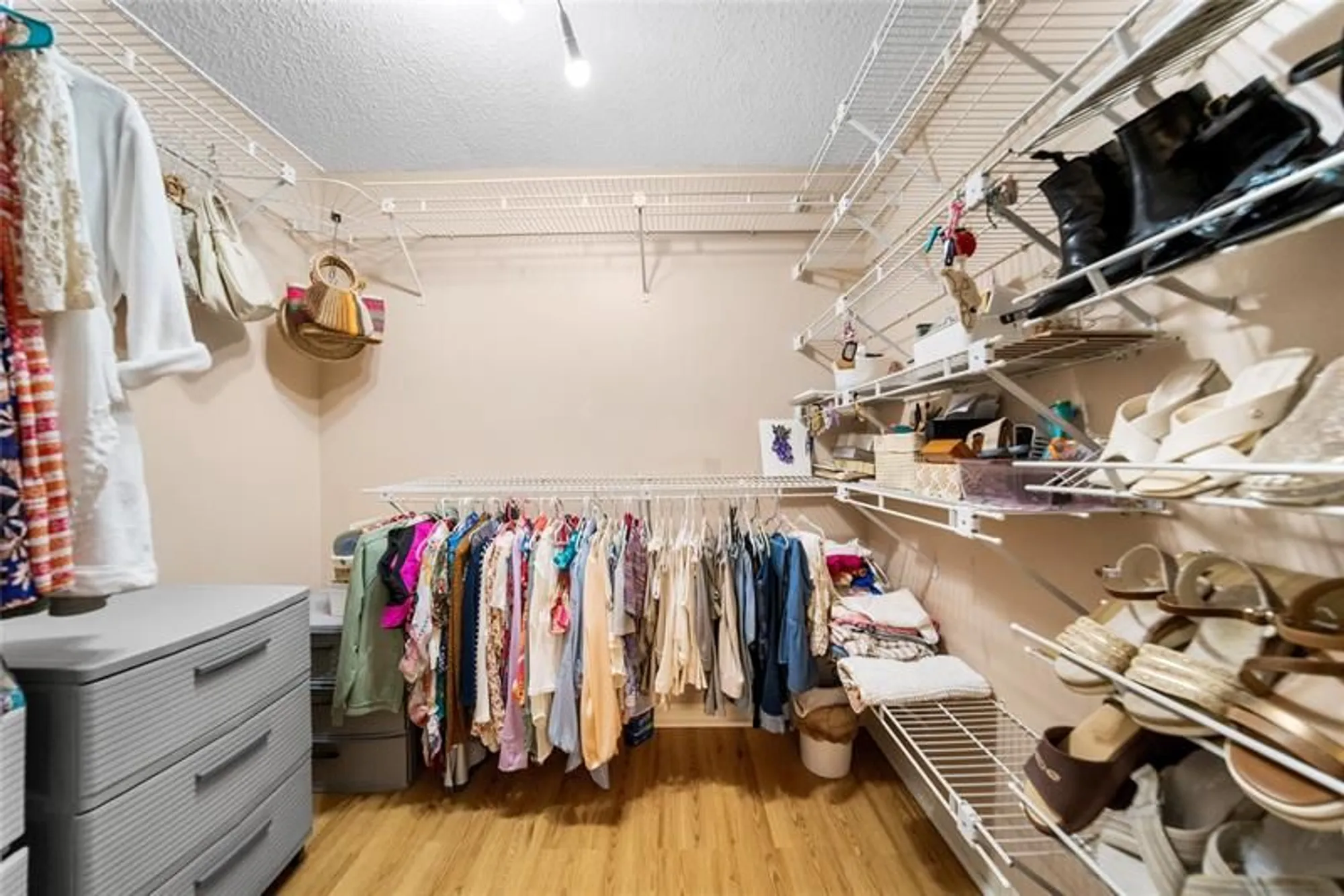 Property Slideshow image 17 of 35 | 7427 n devon dr 108, Tamarac, FL, 33321