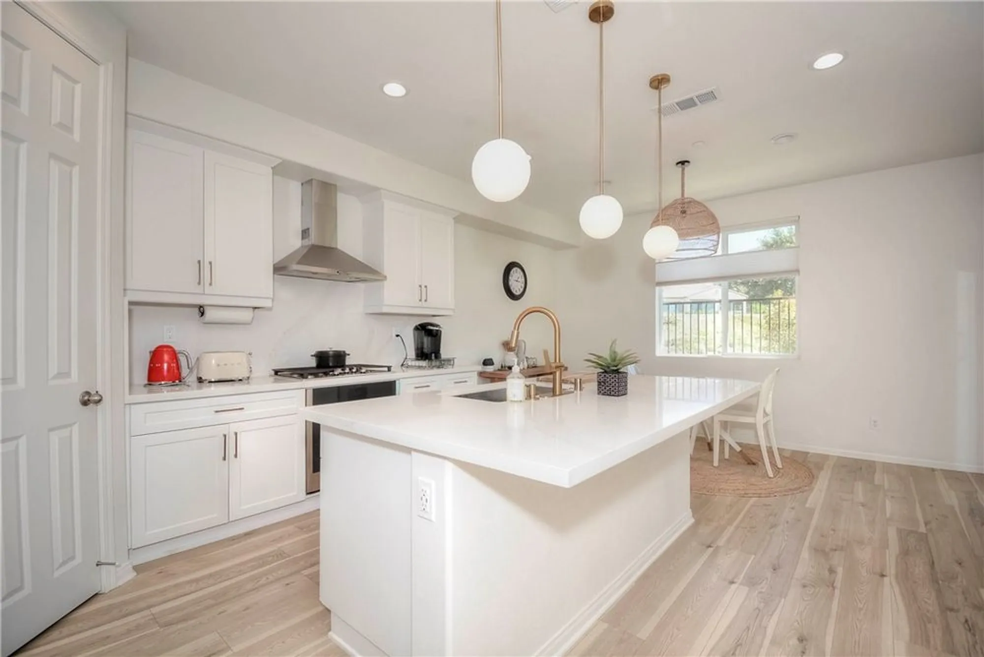 Property Slideshow image 18 of 45 | 24218 hillcrest dr, Corona, CA, 92883