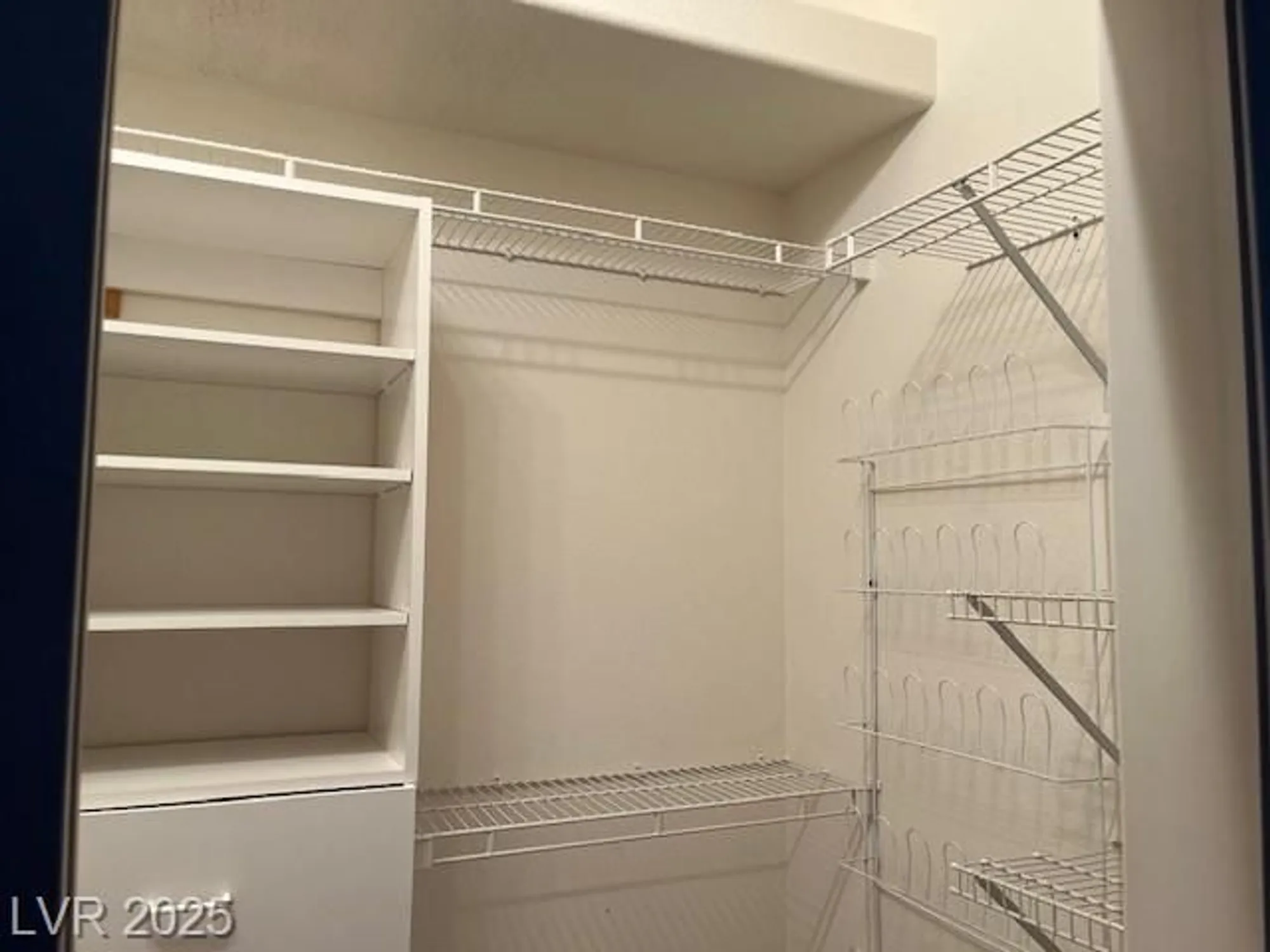 Property Slideshow image 9 of 31 | 10620 grand cypress ave, Las Vegas, NV, 89134