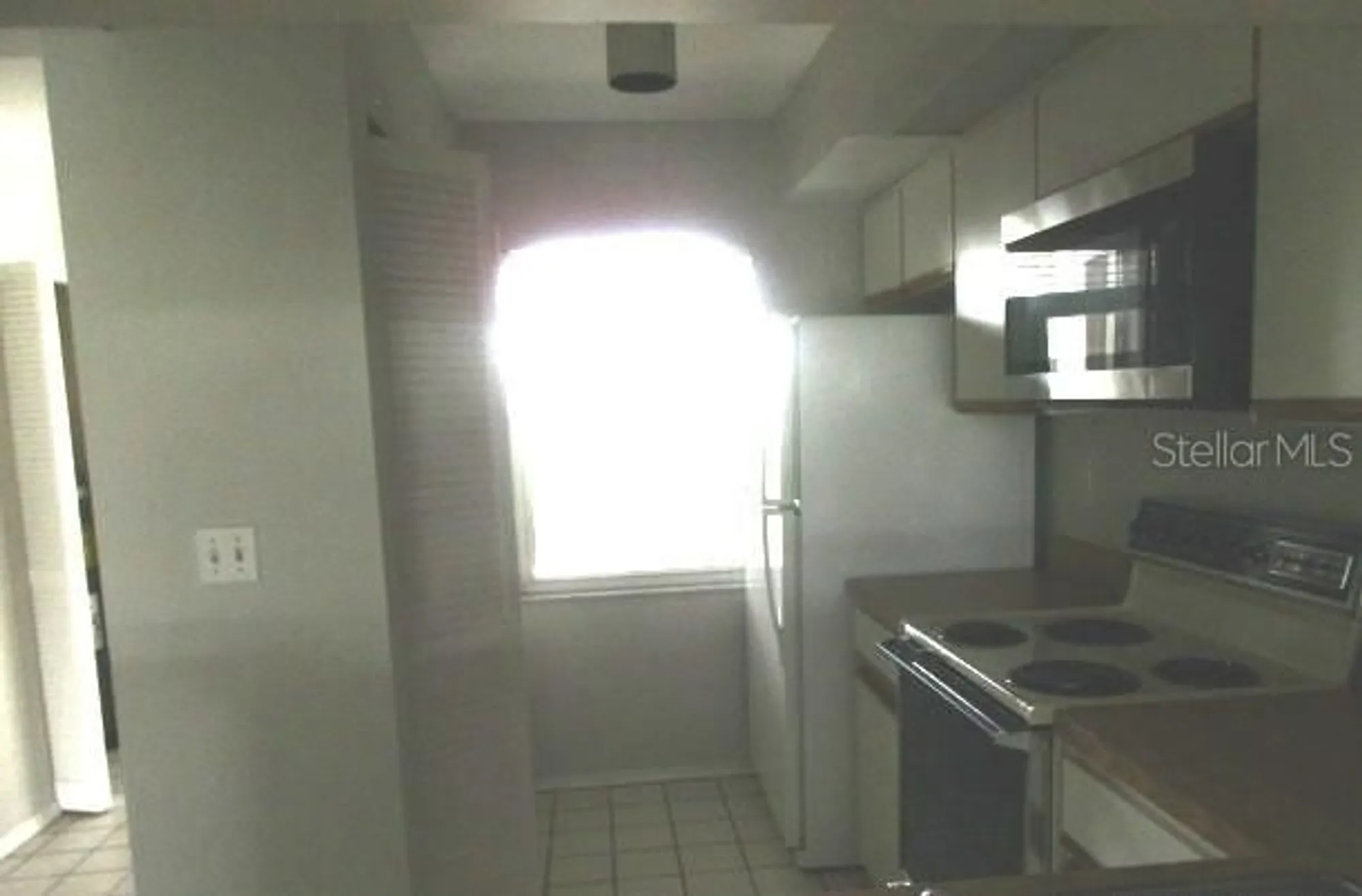 Property Slideshow image 7 of 14 | 429 cerromar ln 353, Venice, FL, 34293