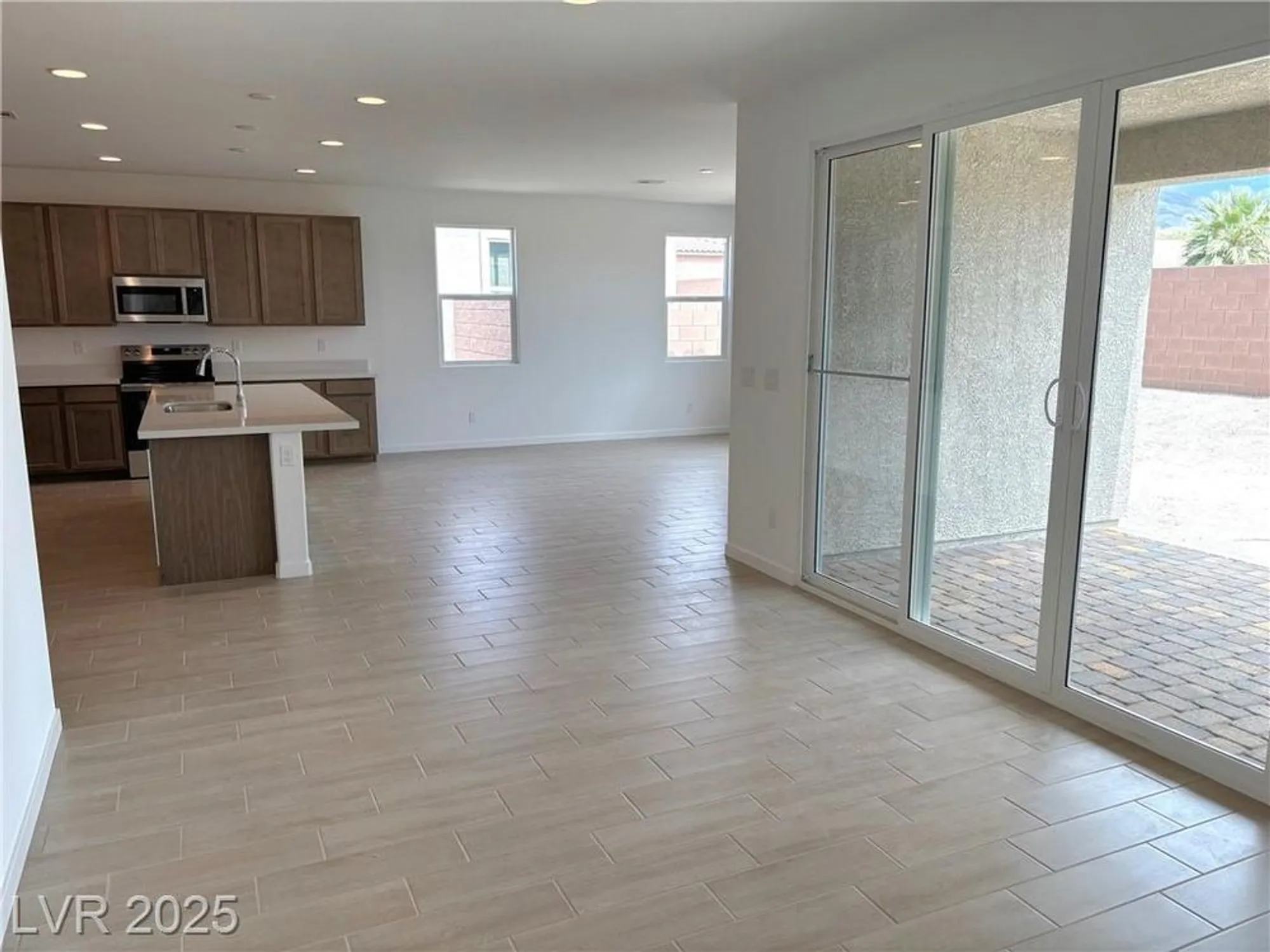 Property Slideshow image 18 of 26 | 4332 angel falls ct, Pahrump, NV, 89061