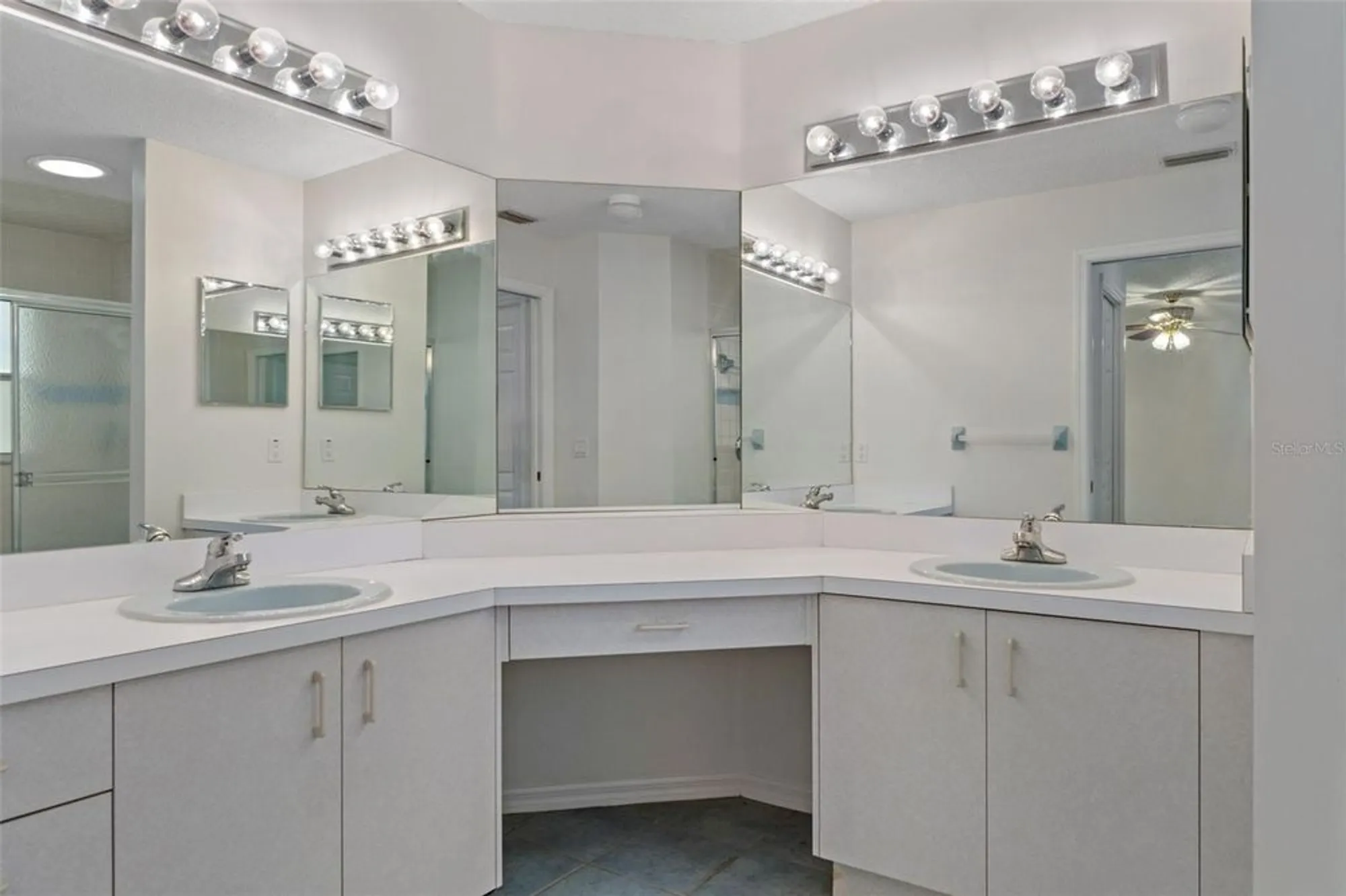 Property Slideshow image 28 of 83 | 7486 bridgewater ln, Spring Hill, FL, 34606