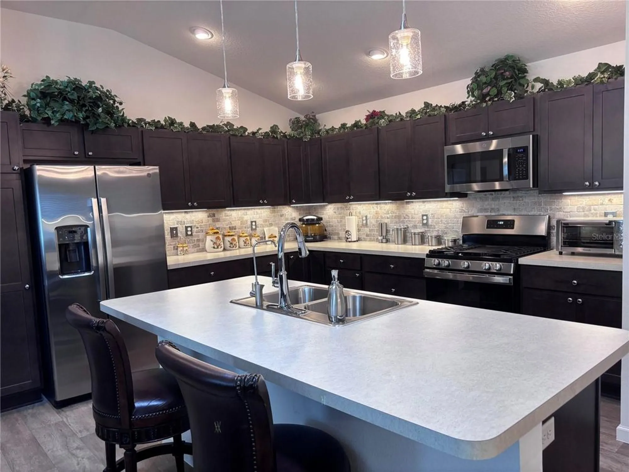 Property Slideshow image 12 of 25 | 3328 davis ter, The Villages, FL, 32163