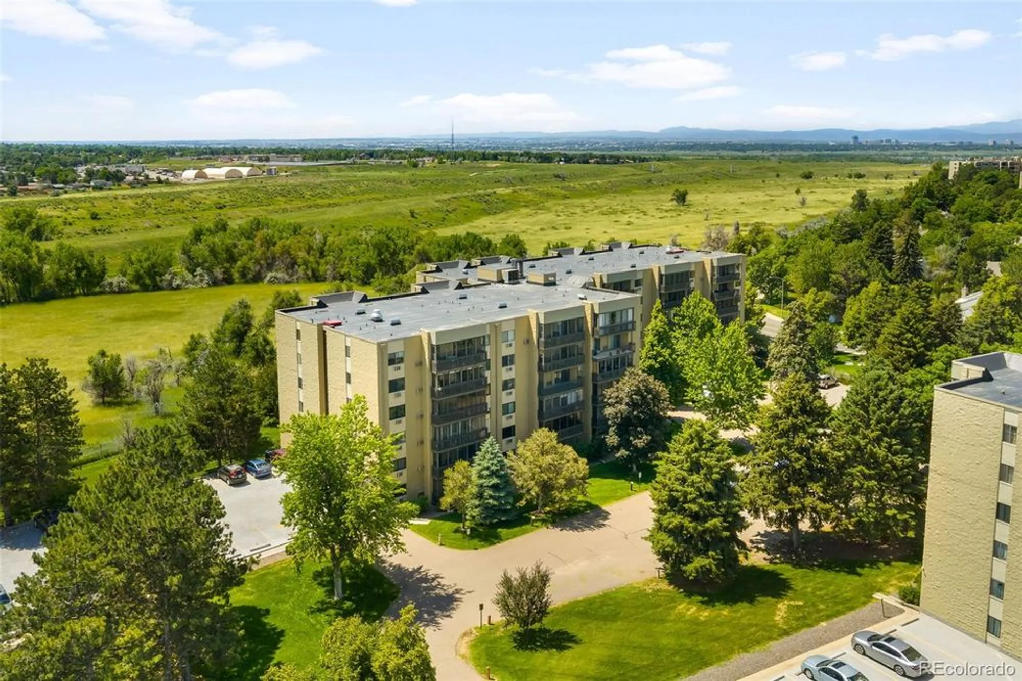 Property Slideshow image 20 of 26 | 14300 e marina dr 502, Aurora, CO, 80014