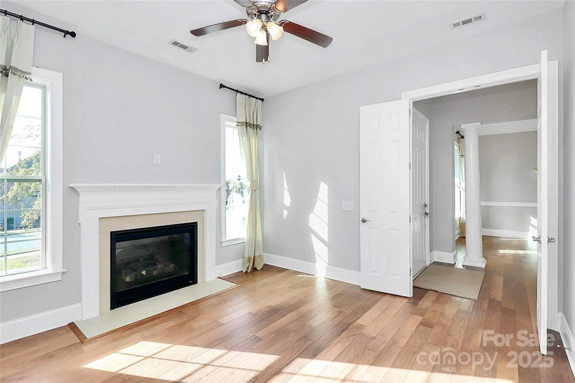 Property Slideshow image 33 of 46 | 14920 high bluff ct, Charlotte, NC, 28278