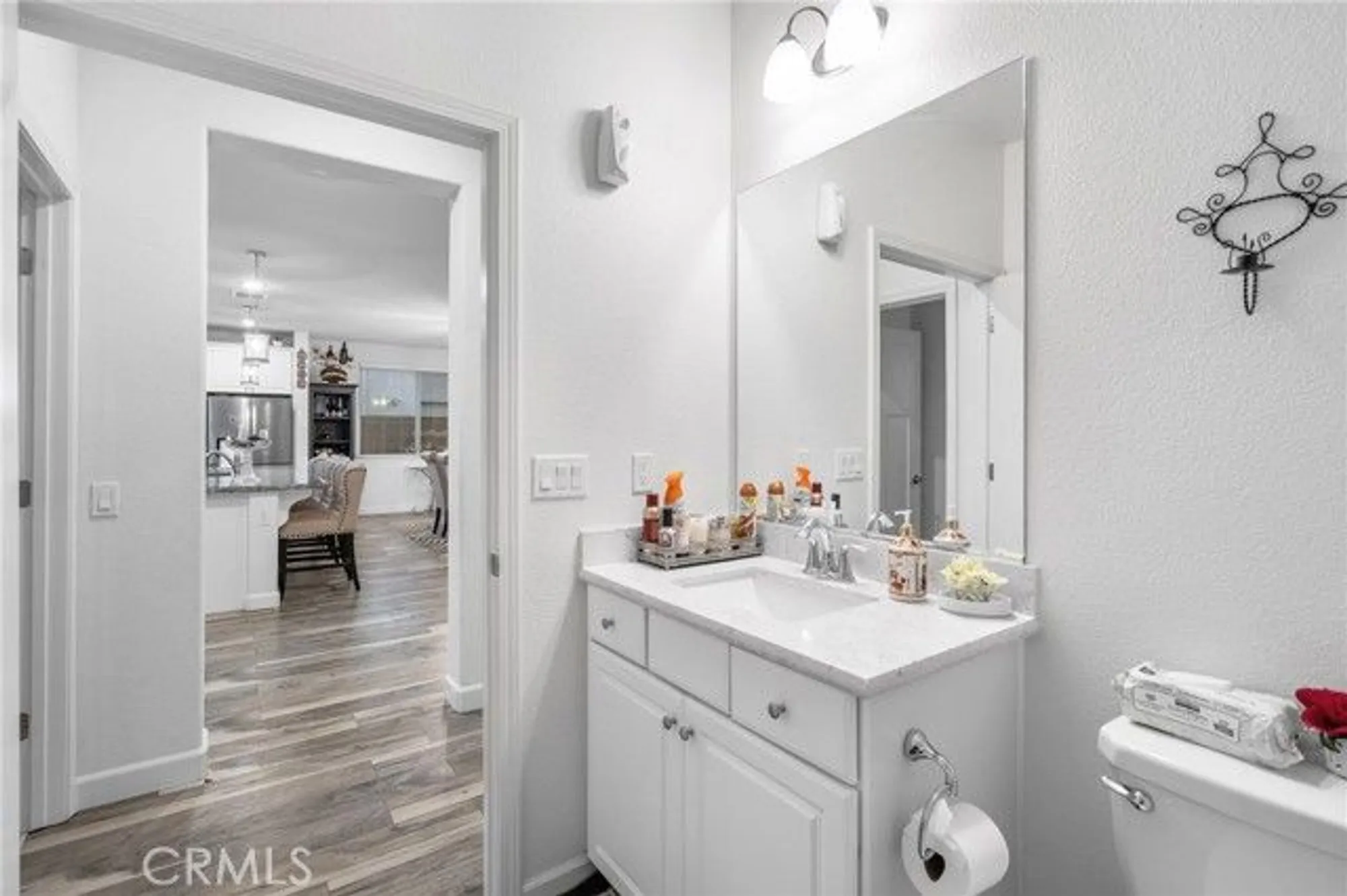 Property Slideshow image 17 of 40 | 9276 red thistle ct, Sacramento, CA, 95829