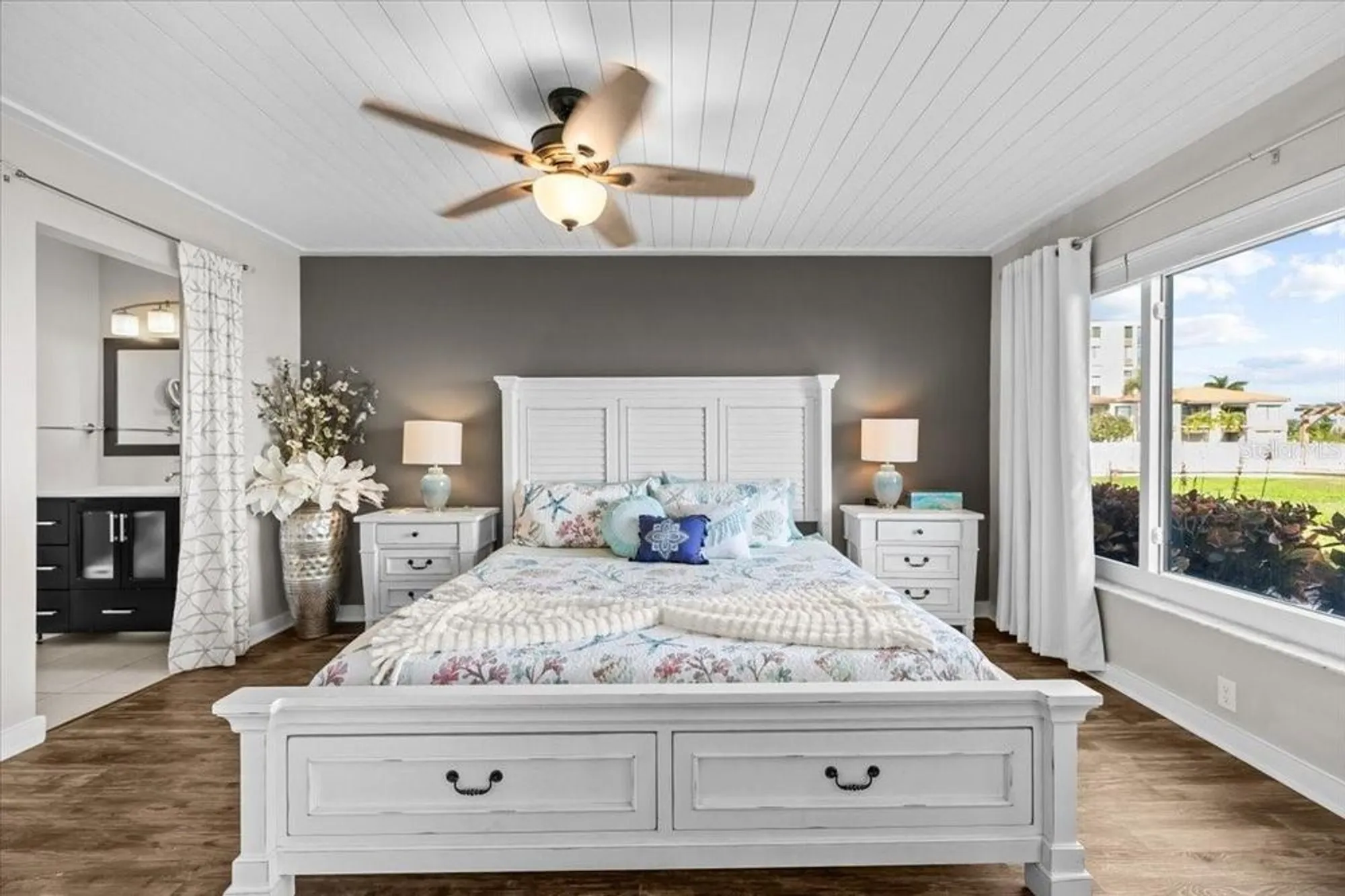 Property Slideshow image 13 of 38 | 6268 palma del mar blvd s apt 107, Saint Petersburg, FL, 33715