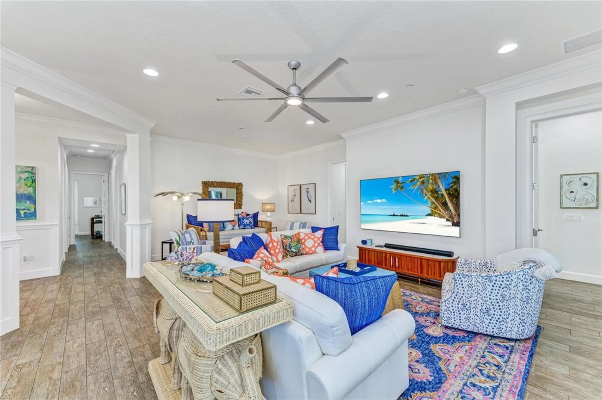 Property Slideshow image 13 of 98 | 334 castaway cay dr 101, Bradenton, FL, 34209