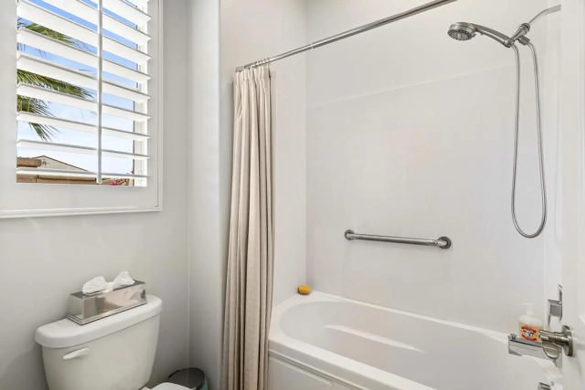 Property Slideshow image 33 of 68 | 144 cabernet, Rancho Mirage, CA, 92270