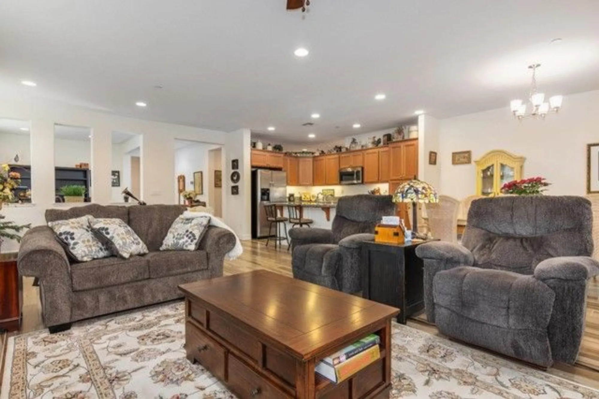 Property Slideshow image 12 of 32 | 790 osprey ridge dr, Rio Vista, CA, 94571