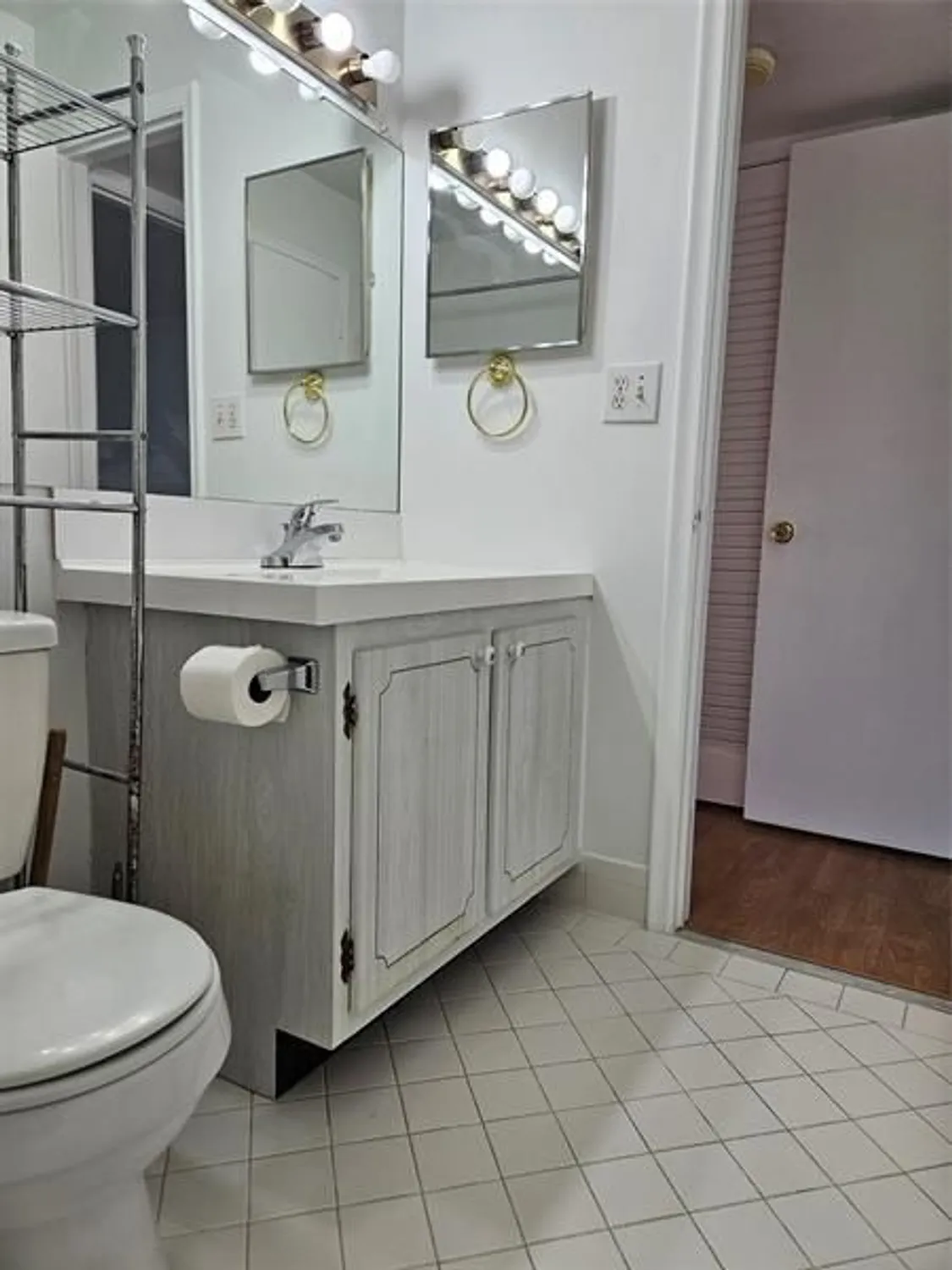 Property Slideshow image 13 of 22 | 90 south blvd 2c, Boynton Beach, FL, 33435