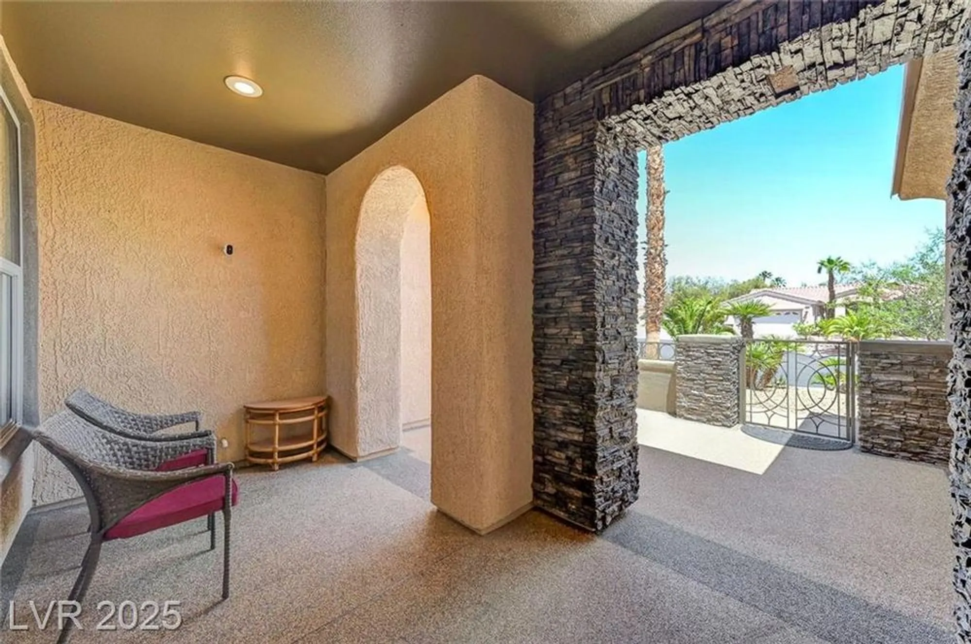 Property Slideshow image 24 of 47 | 10237 andante ct, Las Vegas, NV, 89135