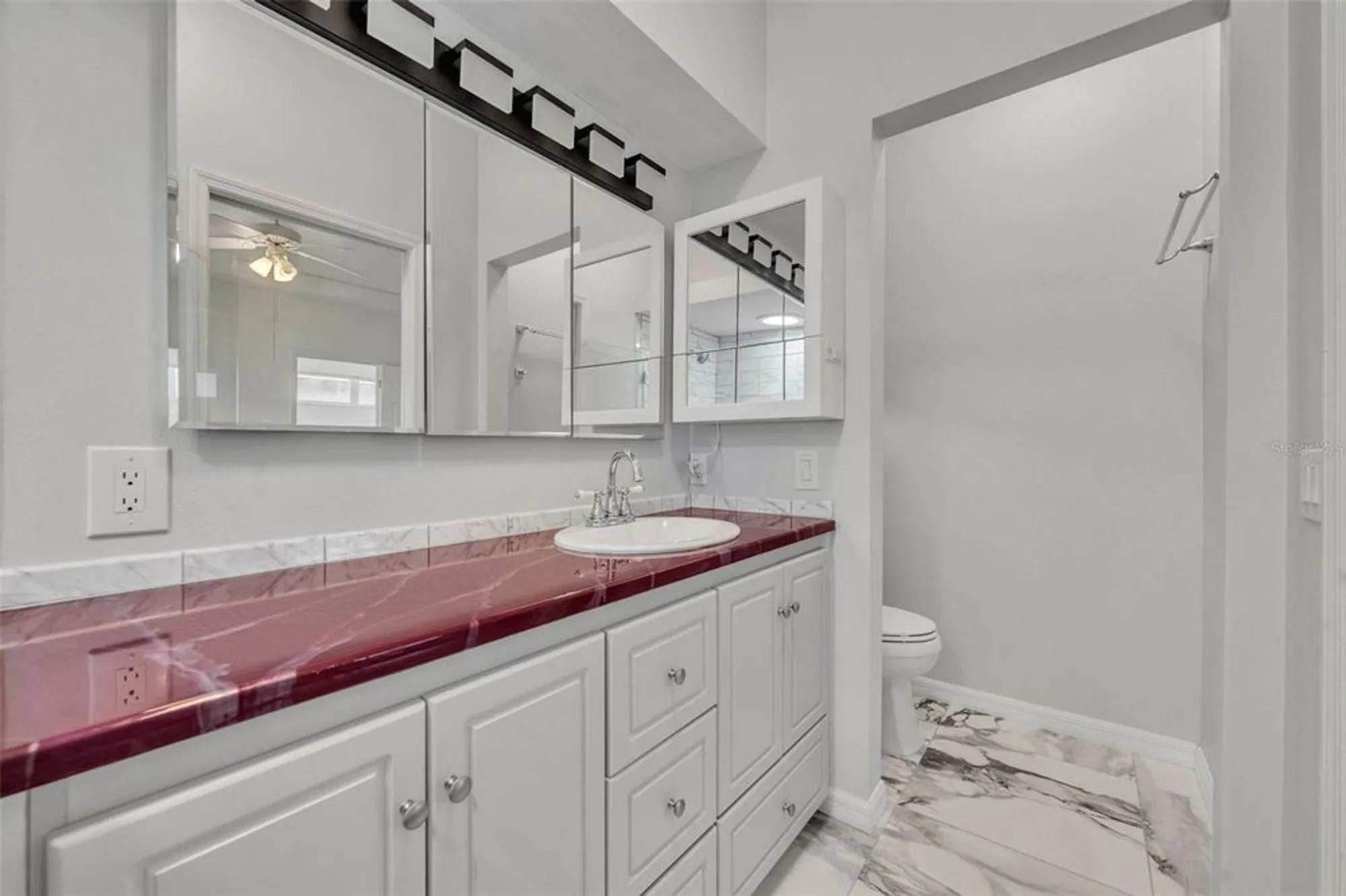 Property Slideshow image 27 of 60 | 5614 king james ave, Leesburg, FL, 34748