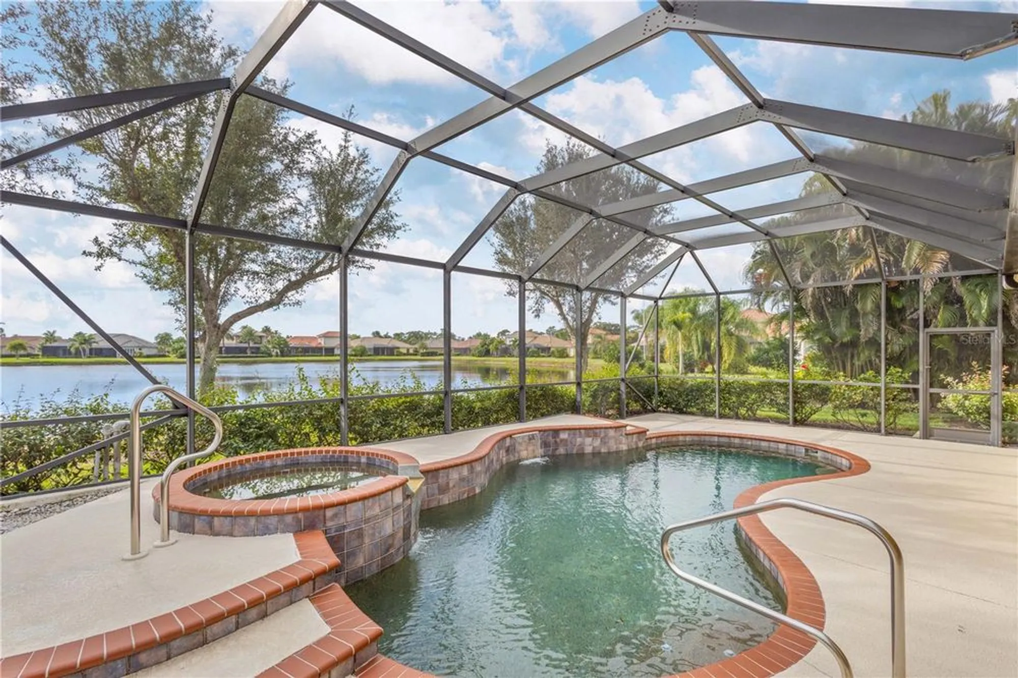 Property Slideshow image 33 of 67 | 1646 creek nine dr, North Port, FL, 34291