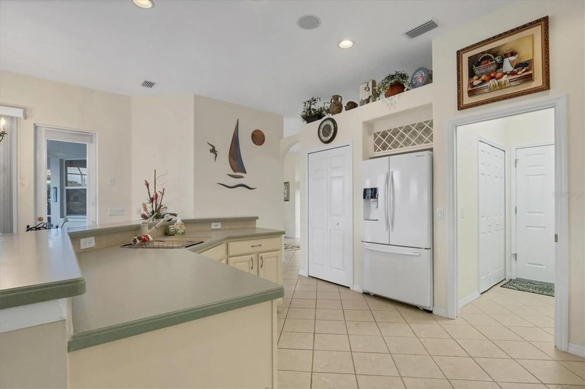 Property Slideshow image 19 of 63 | 5266 pine shadow ln, North Port, FL, 34287