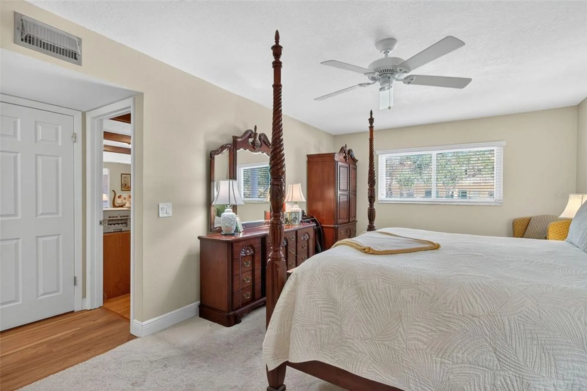 Property Slideshow image 30 of 59 | 2170 americus blvd 47, Clearwater, FL, 33763