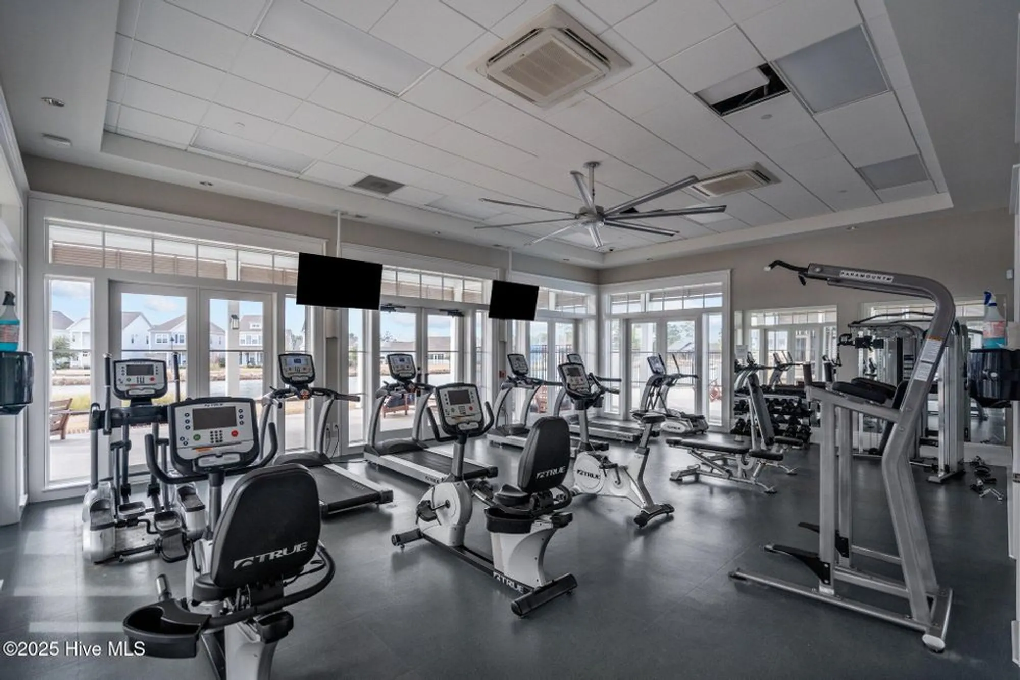 Property Slideshow image 55 of 63 | 4563 old towne st, Wilmington, NC, 28412